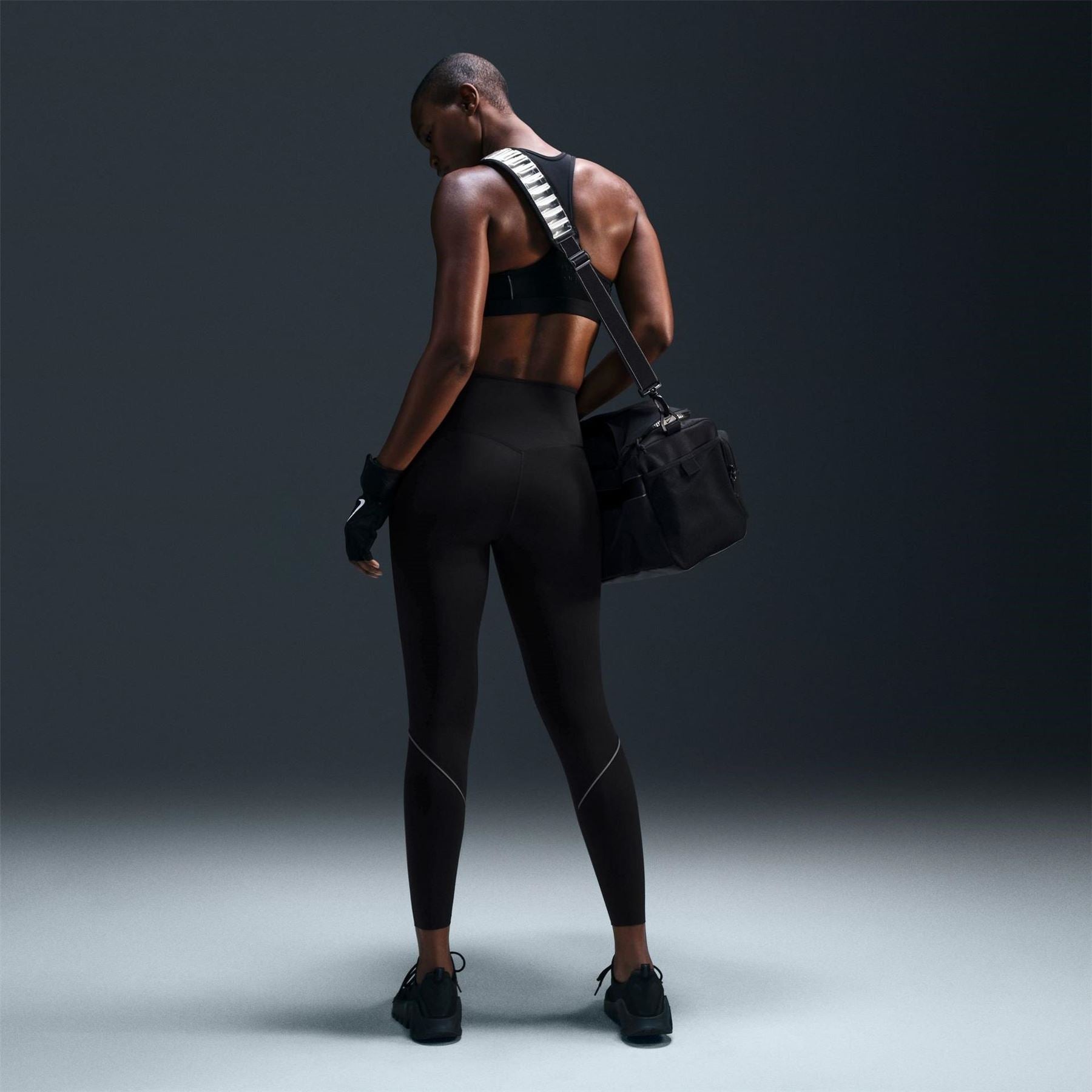 Nike Womens Go Firm Support High Waisted 7 8 Leggings