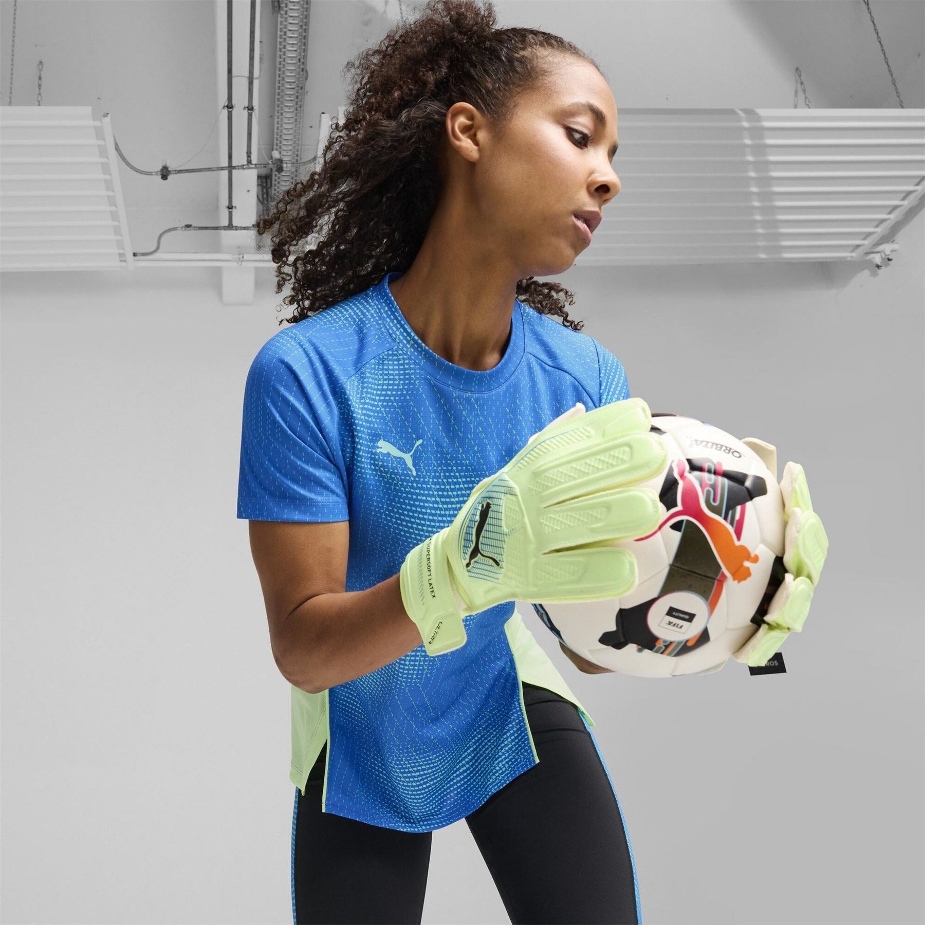 Puma Ultra Play Juniors Goalkeeper Glove