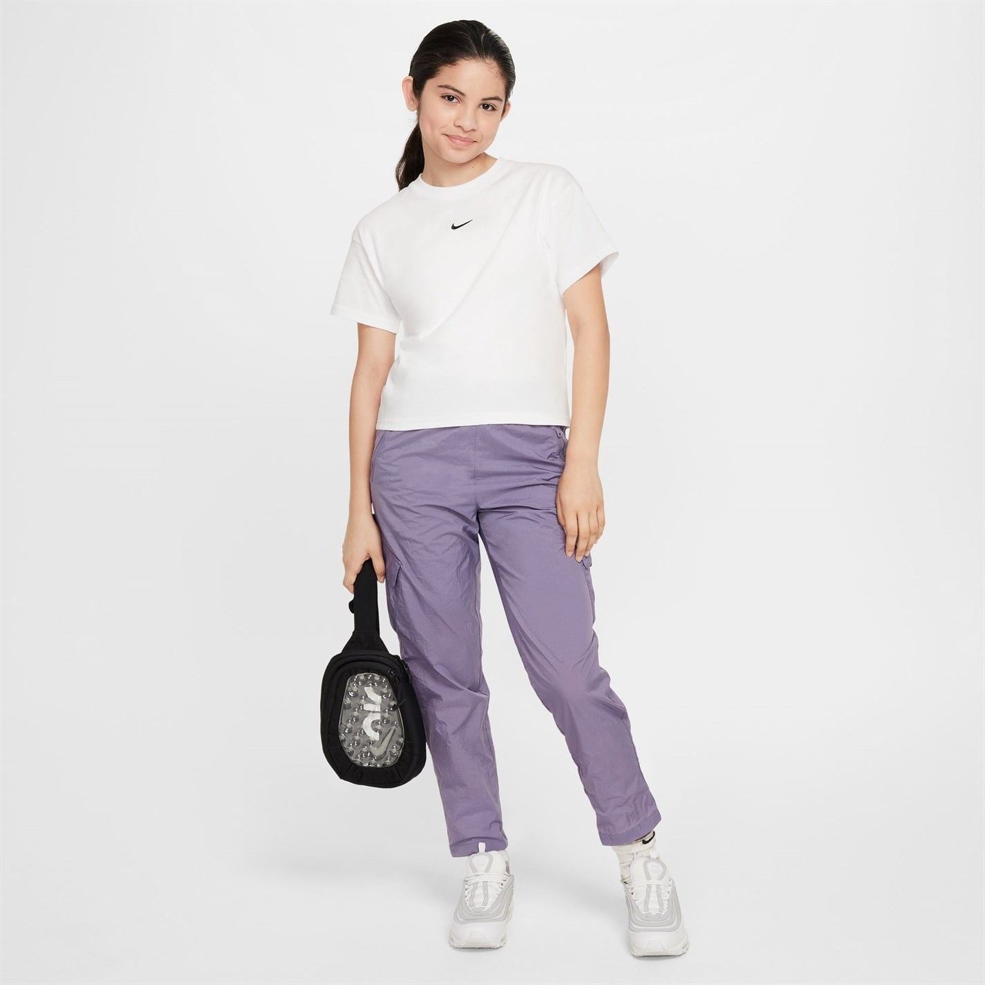 Nike Sportswear Big Kids (girls) T-Shirt