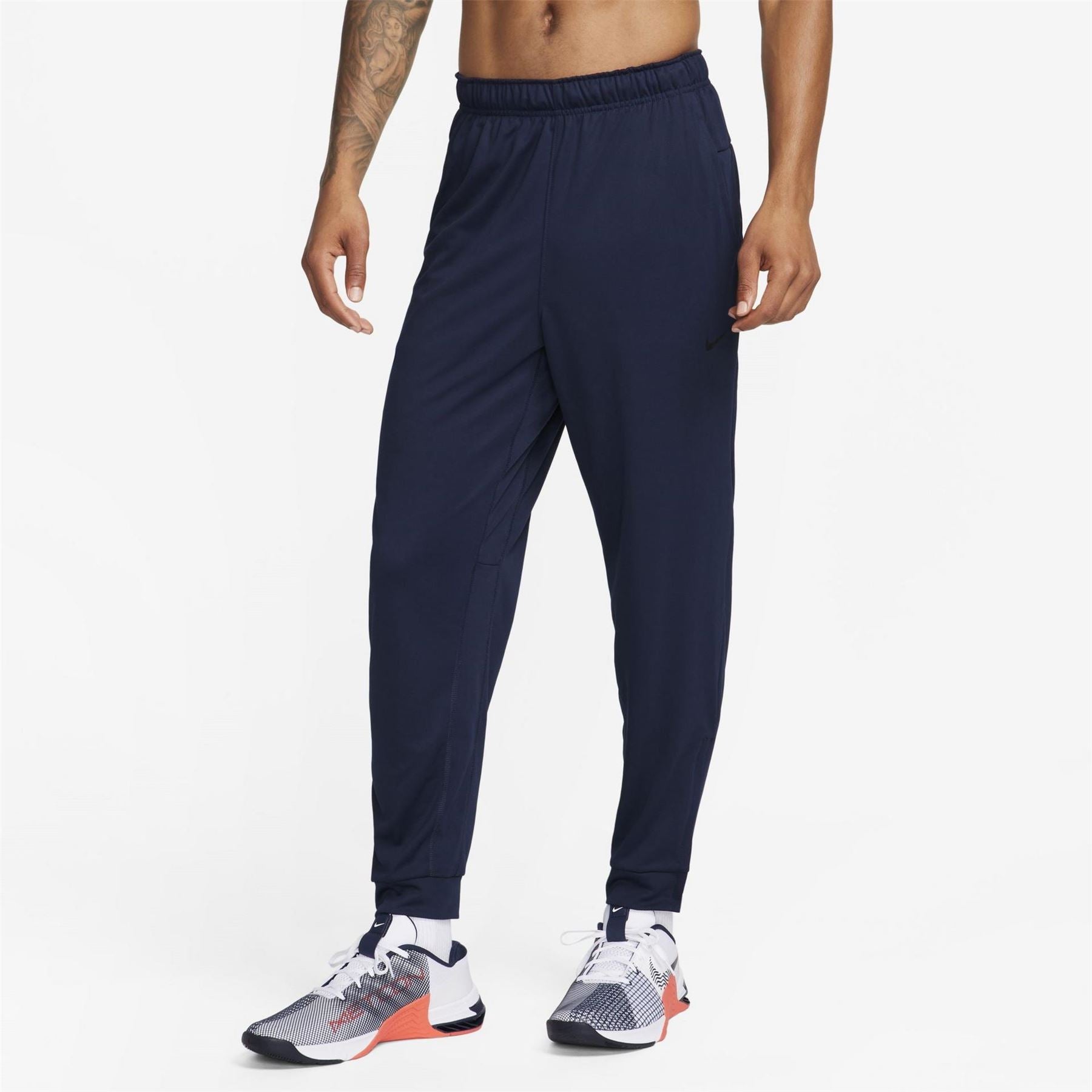 Nike Mens Totality Dri Fit Tapered Versatile Pants
