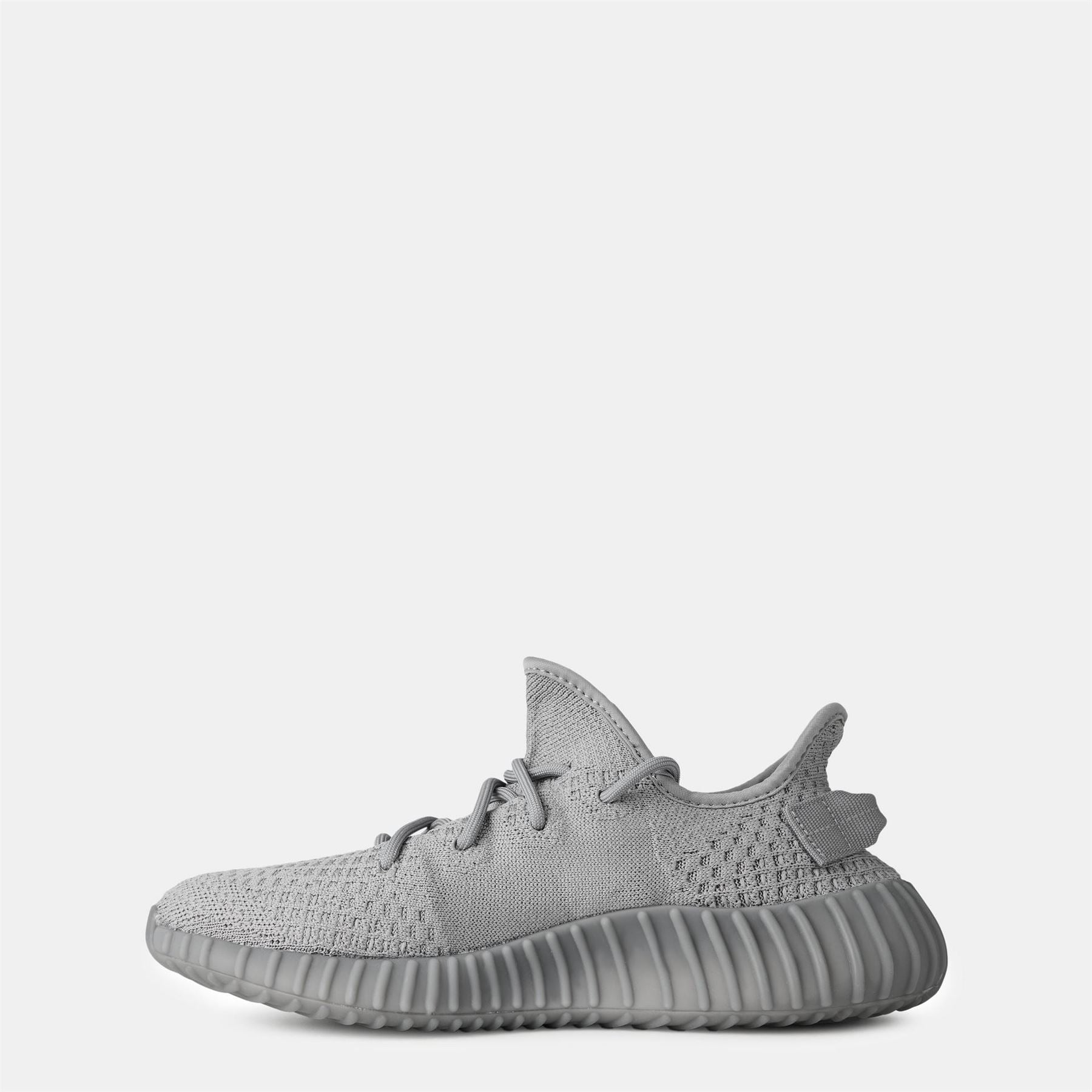 Yeezy Boost 350 V2 Primeknit Comfort Sneakers