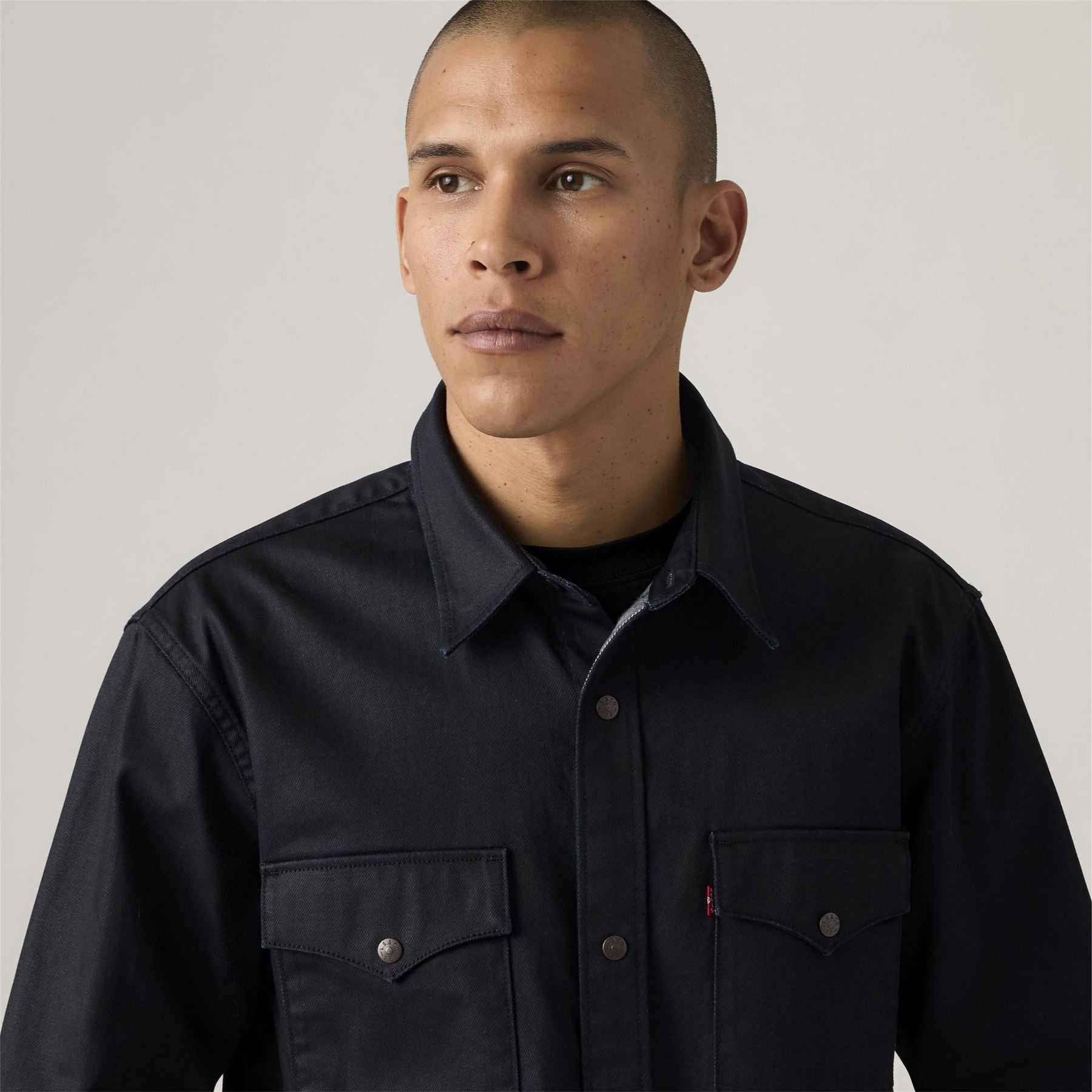 Levis Relaxed Fit T