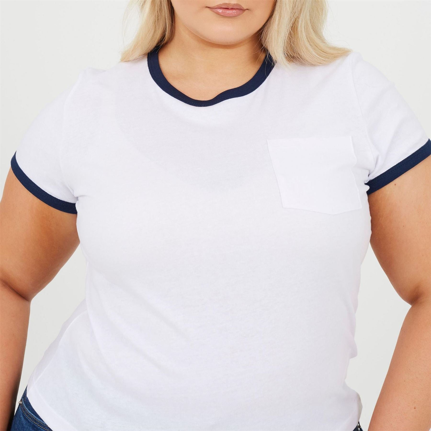 Brave Soul Plus Size Short Sleeve T Shit With Contrast Neck And Sleeve Rib And Pocket
