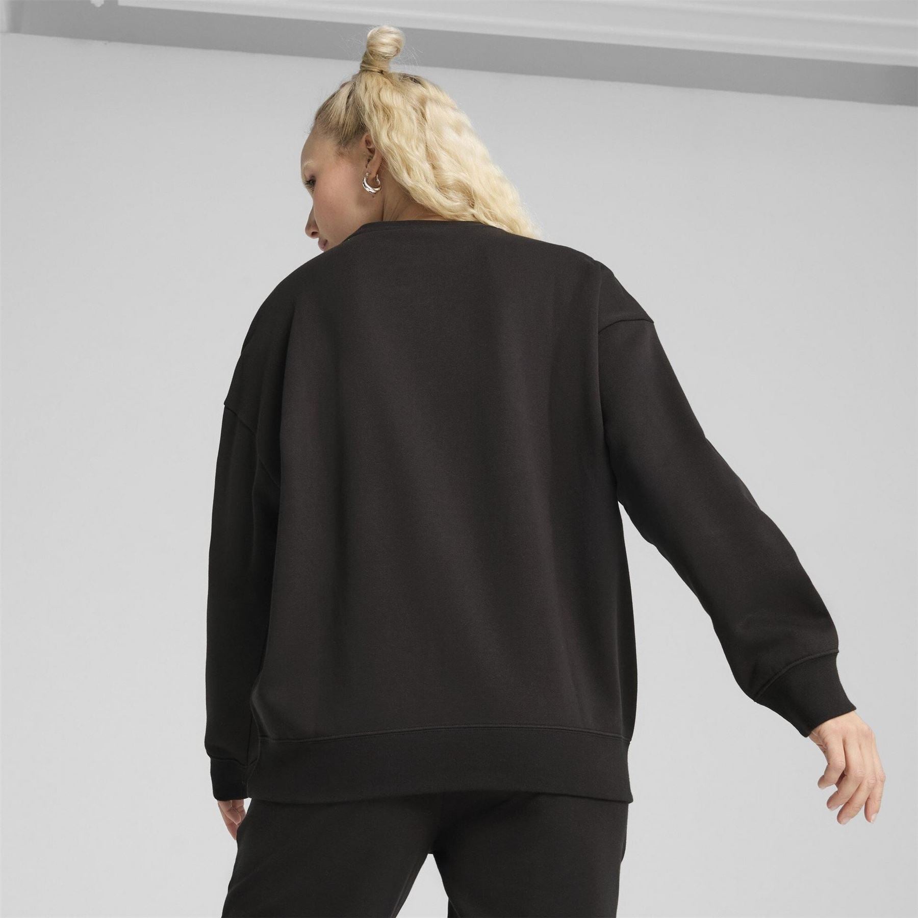 Puma Womens Ess Oversized Crew Fl Sweatshirt