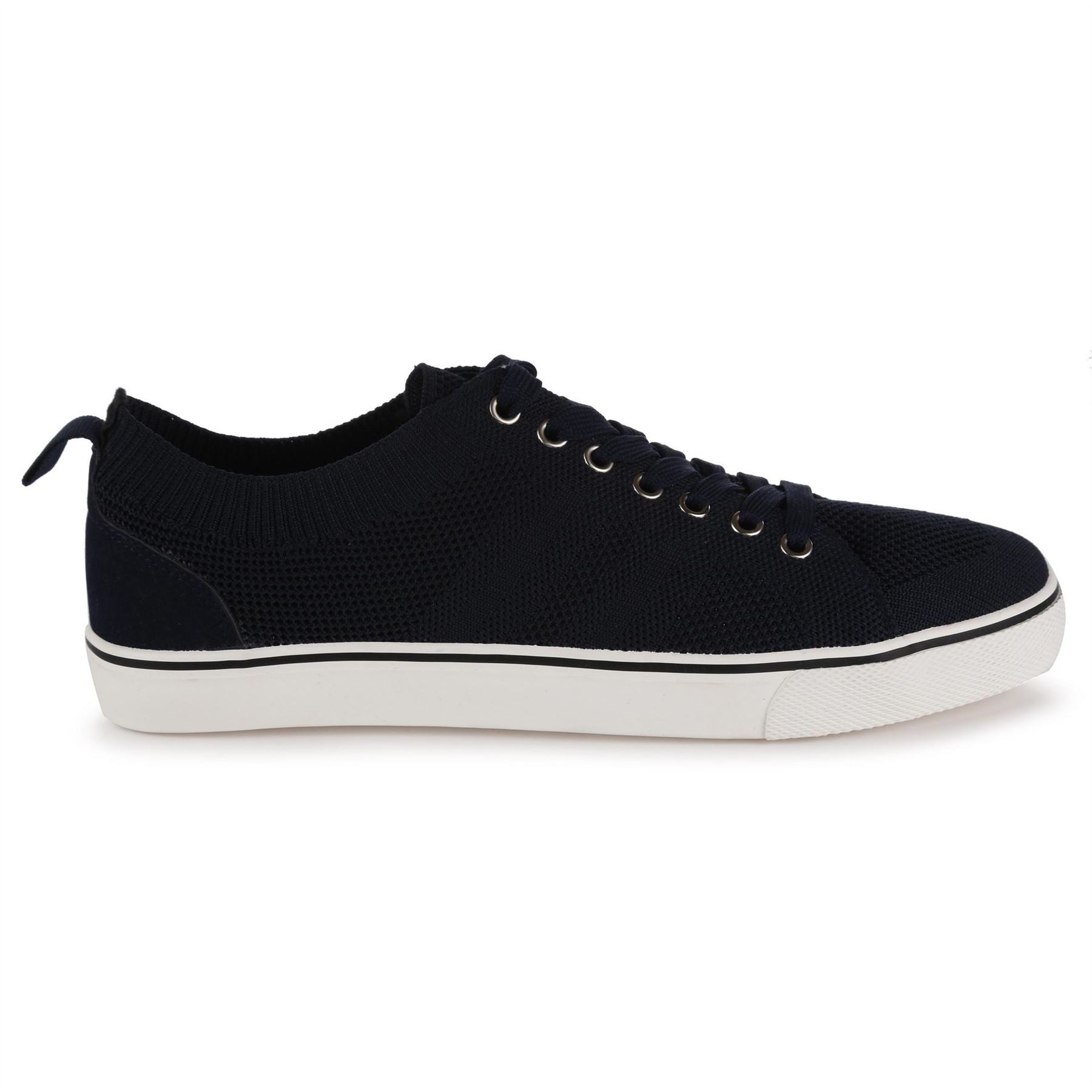 Regatta Ribbed Round Toe Low Top Sneakers