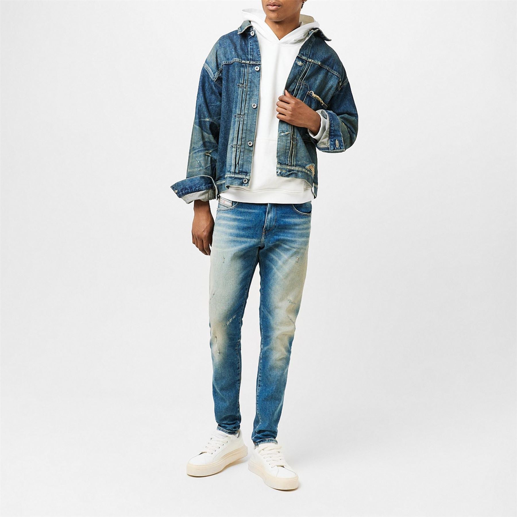 Diesel 2019 D Strukt