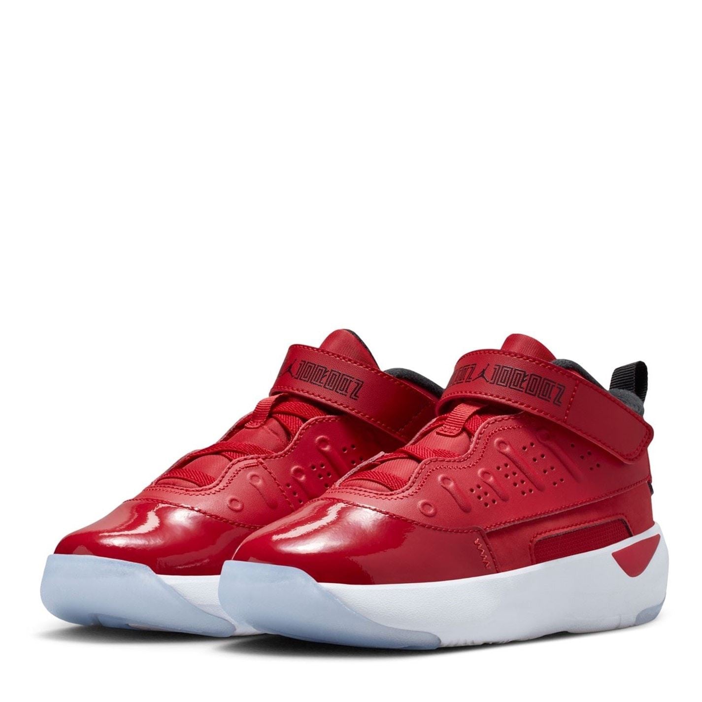 Air Jordan Max Aura Basketball Trainers