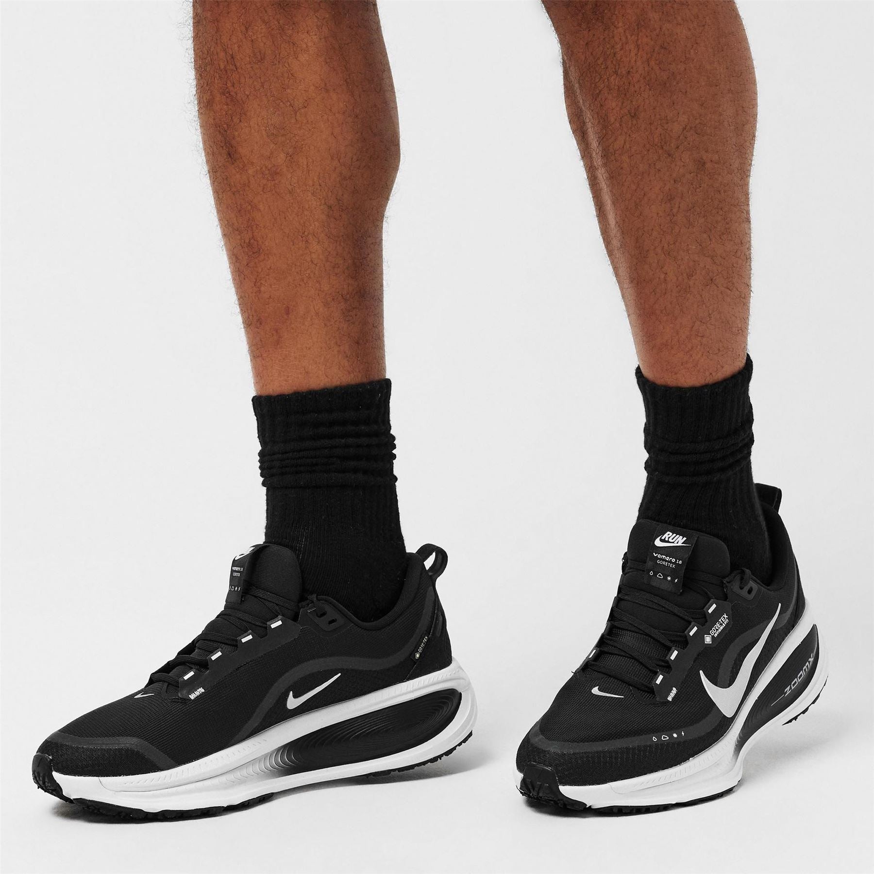 Nike Mens 18 Gore Tex Running Shoes