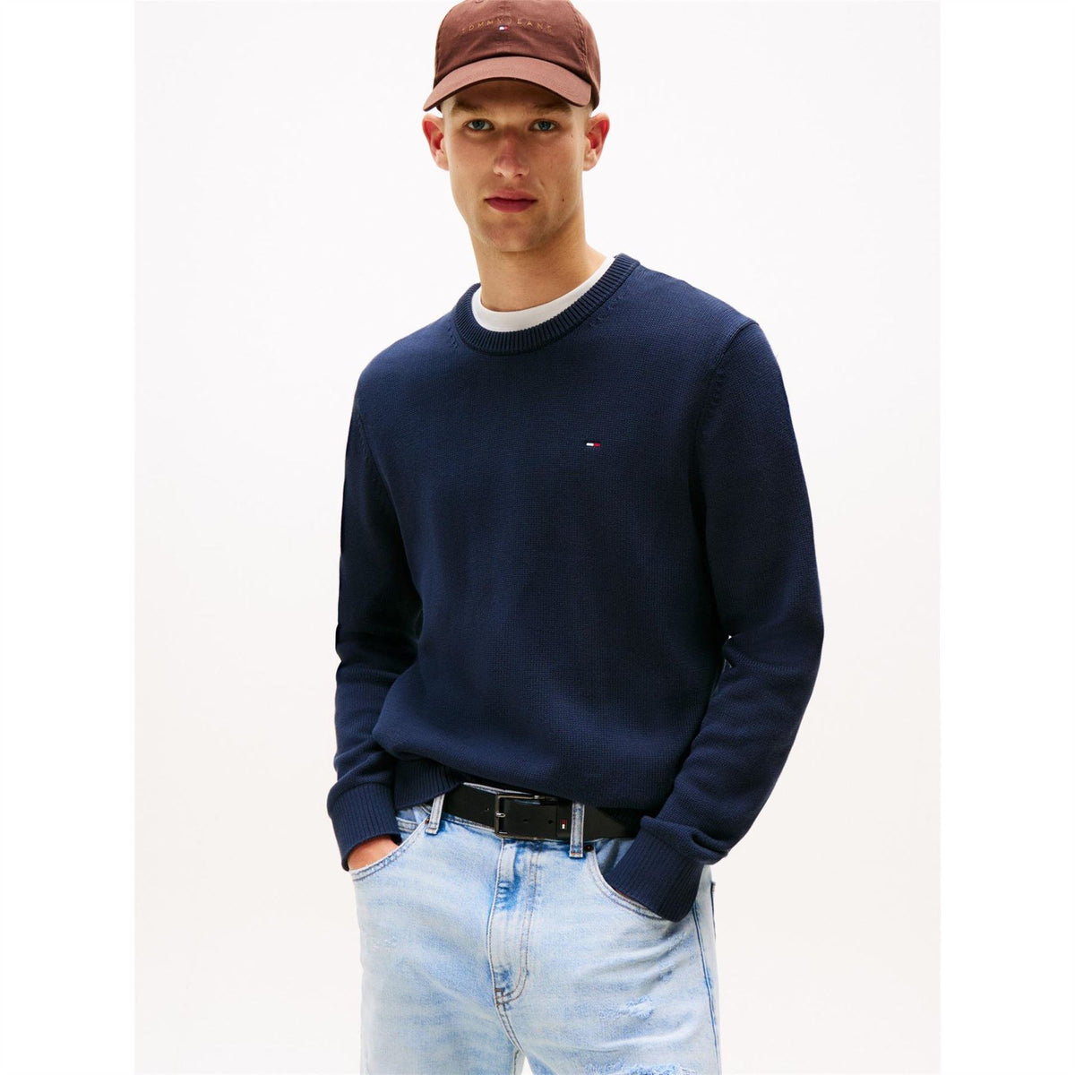 Tommy Jeans Slim Ess Cotton Slim Fit Crew Neck Jumper