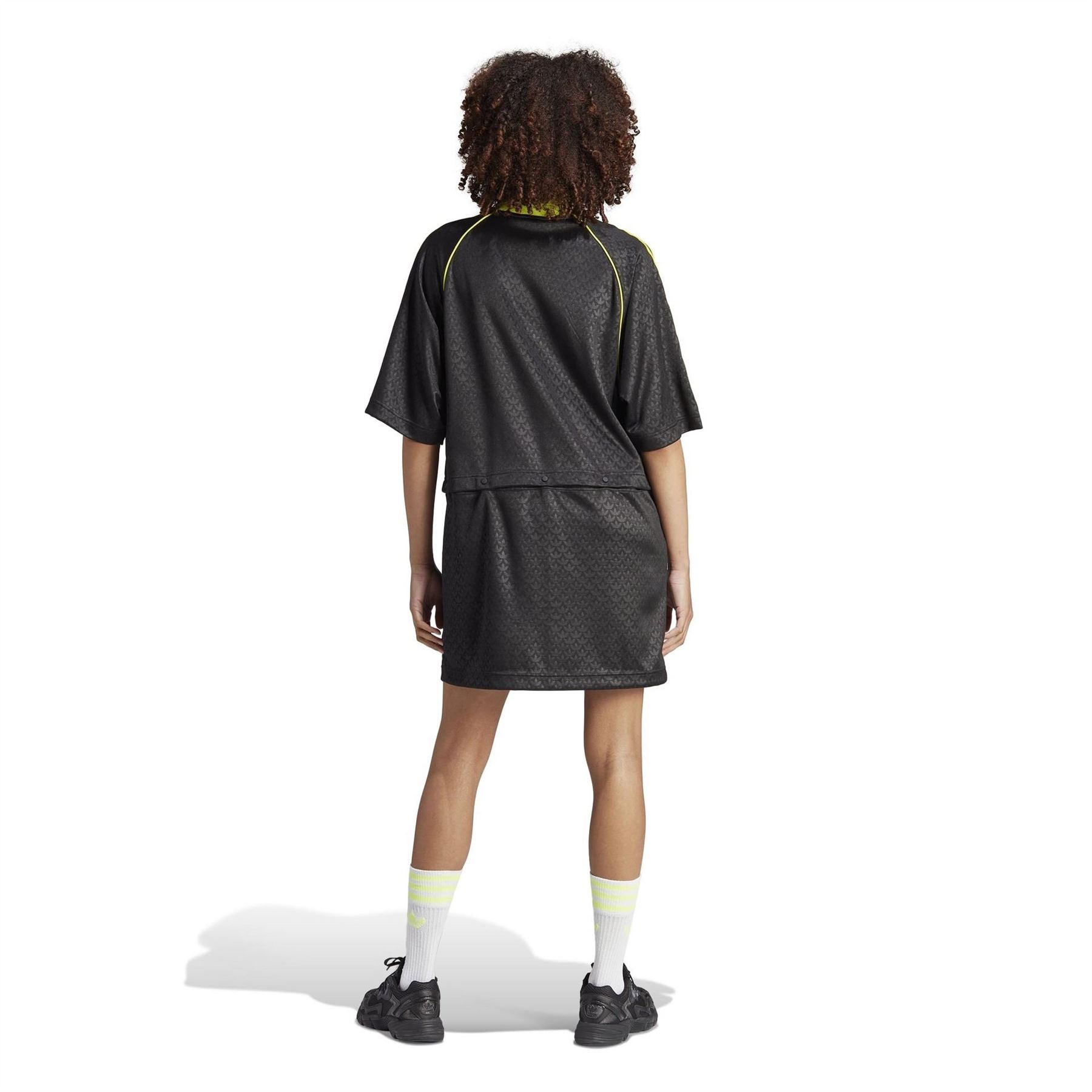 adidas Originals Relaxed Fit Crew Neck T-Shirt