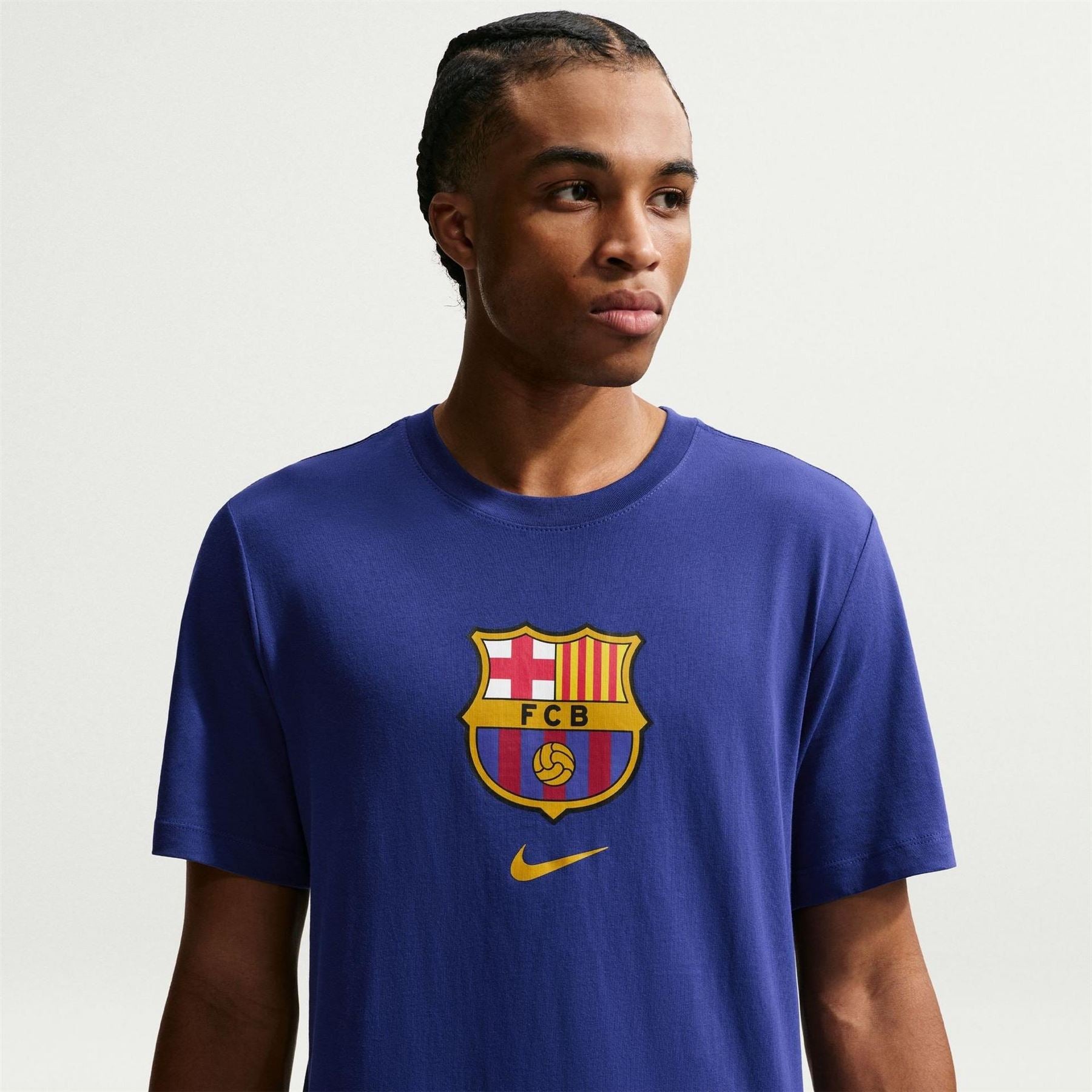 Nike Mens Barcelona Crest T-Shirt