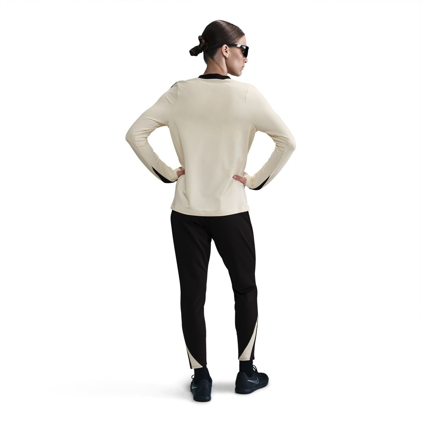 Nike Womens Liverpool Strike Crew Neck Top 2025 2026