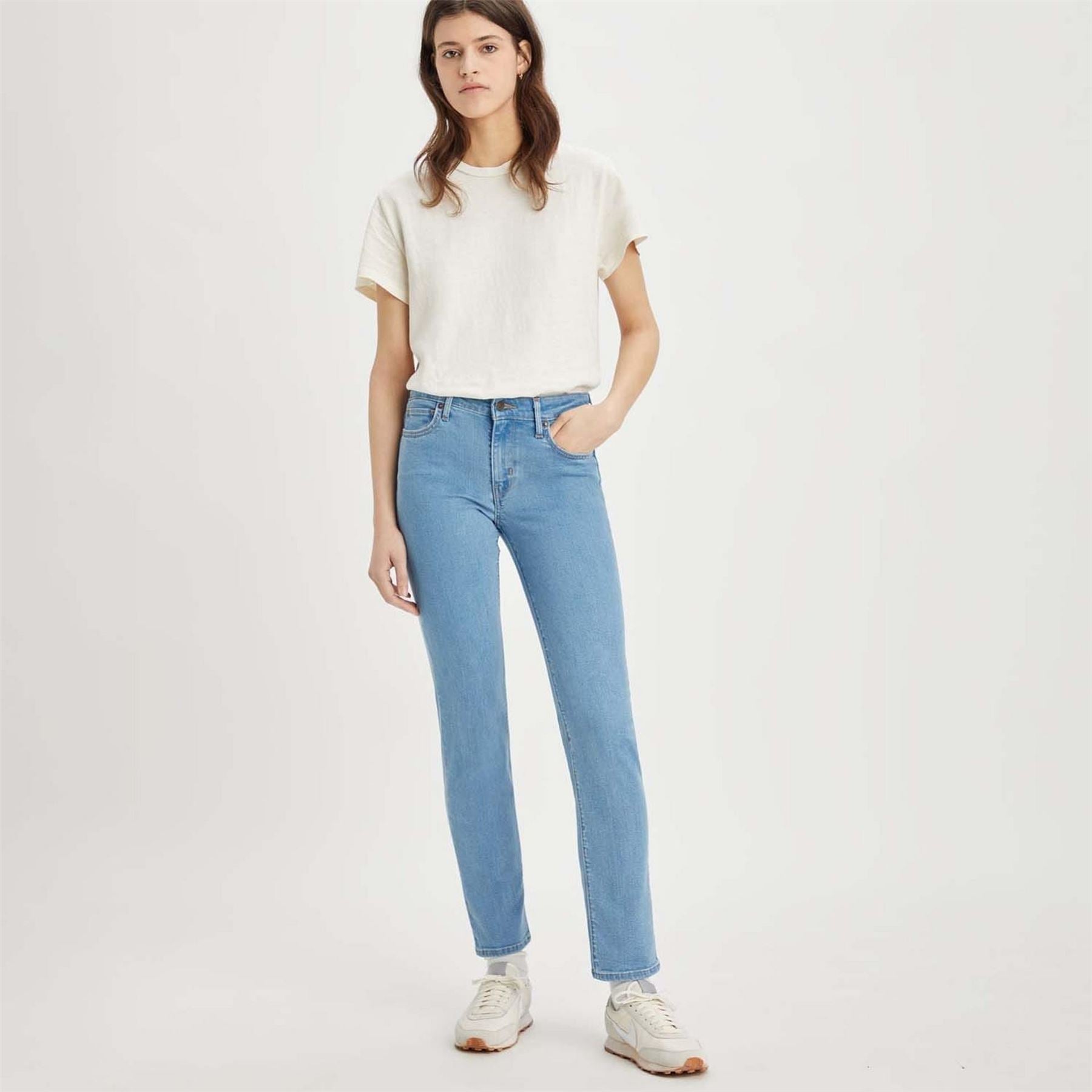 Levis Slim Snatched Jeans