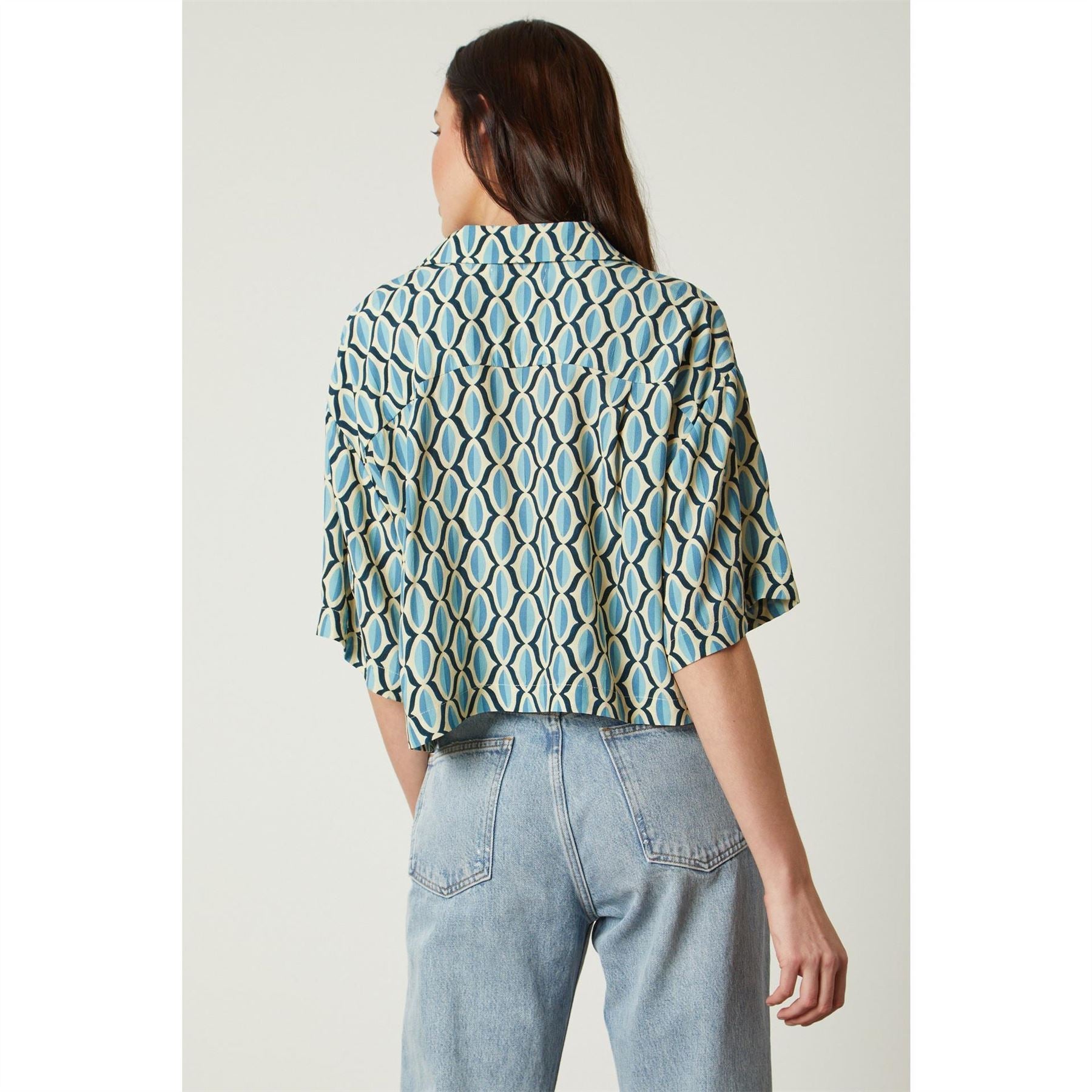 Velvet by Graham and Spencer Geo Regular Fit Short Sleeve Shirt