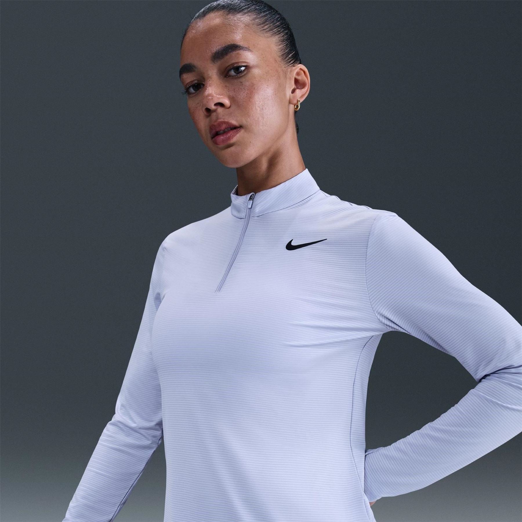 Nike Victory Regular Fit Long Sleeve Sweatshirt