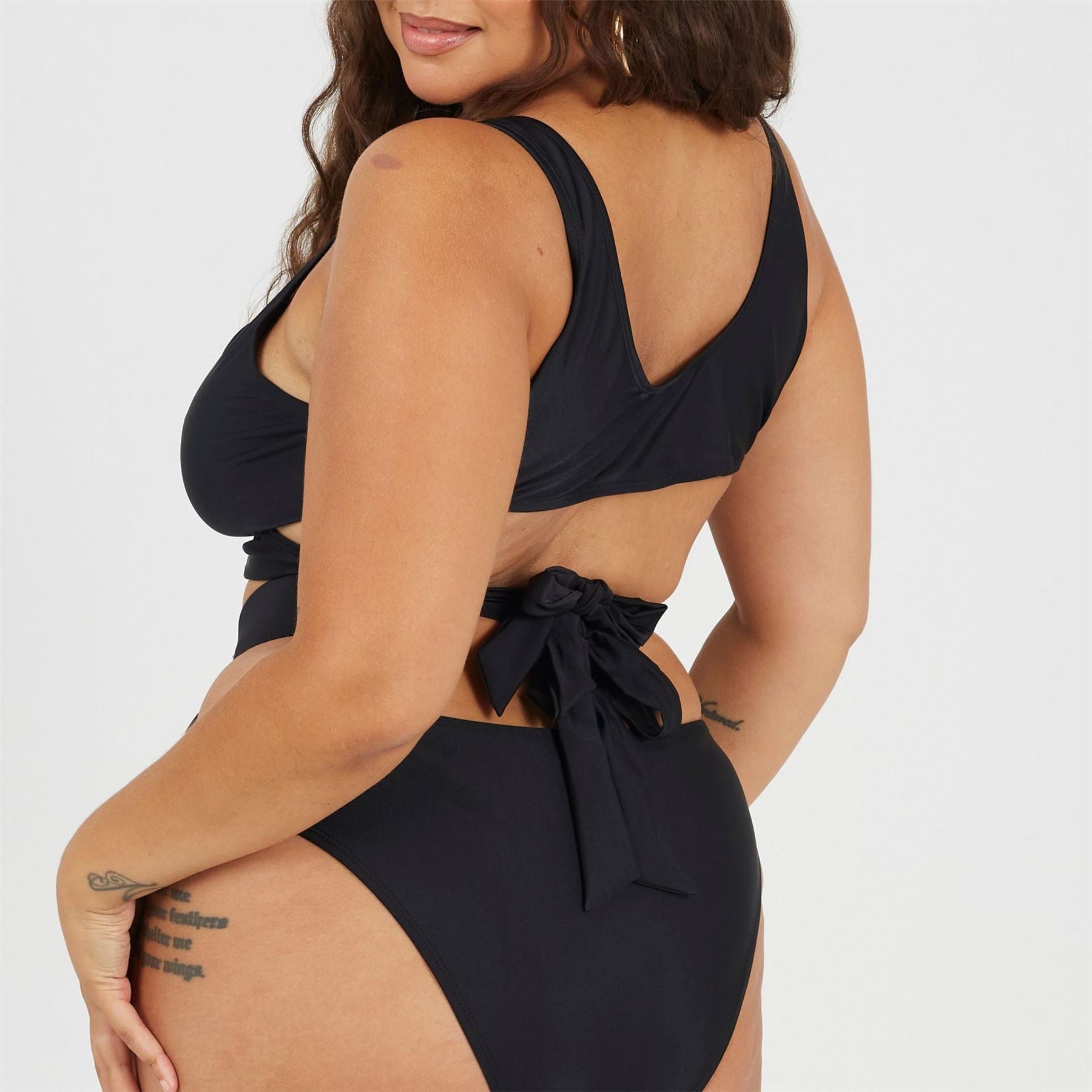 Brave Soul Size Plunge Bikini Top With Wrap Around Straps