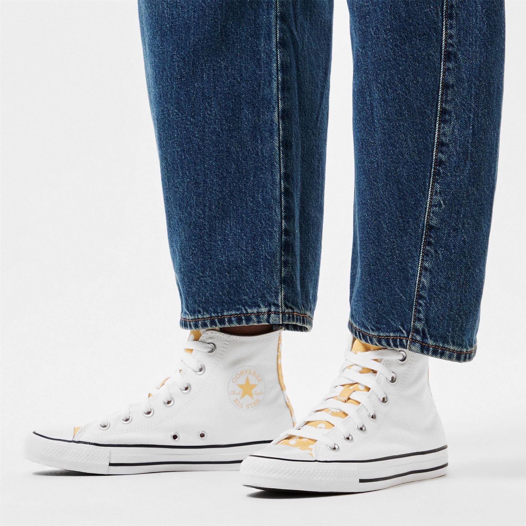 Converse Chuck Classic Hi Tops