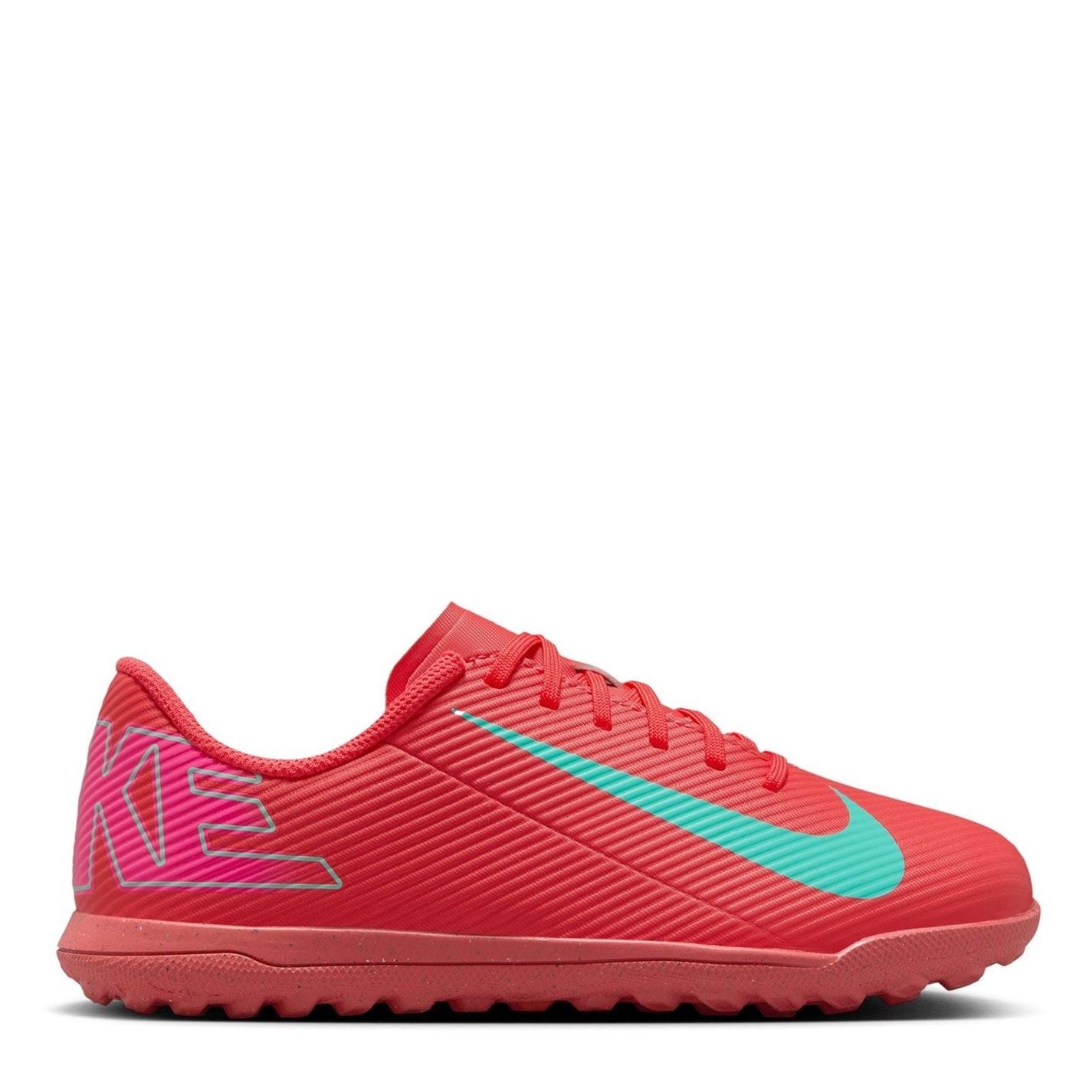 Nike Mercurial Vapor 16 Club Juniors Astro Turf Football Boots