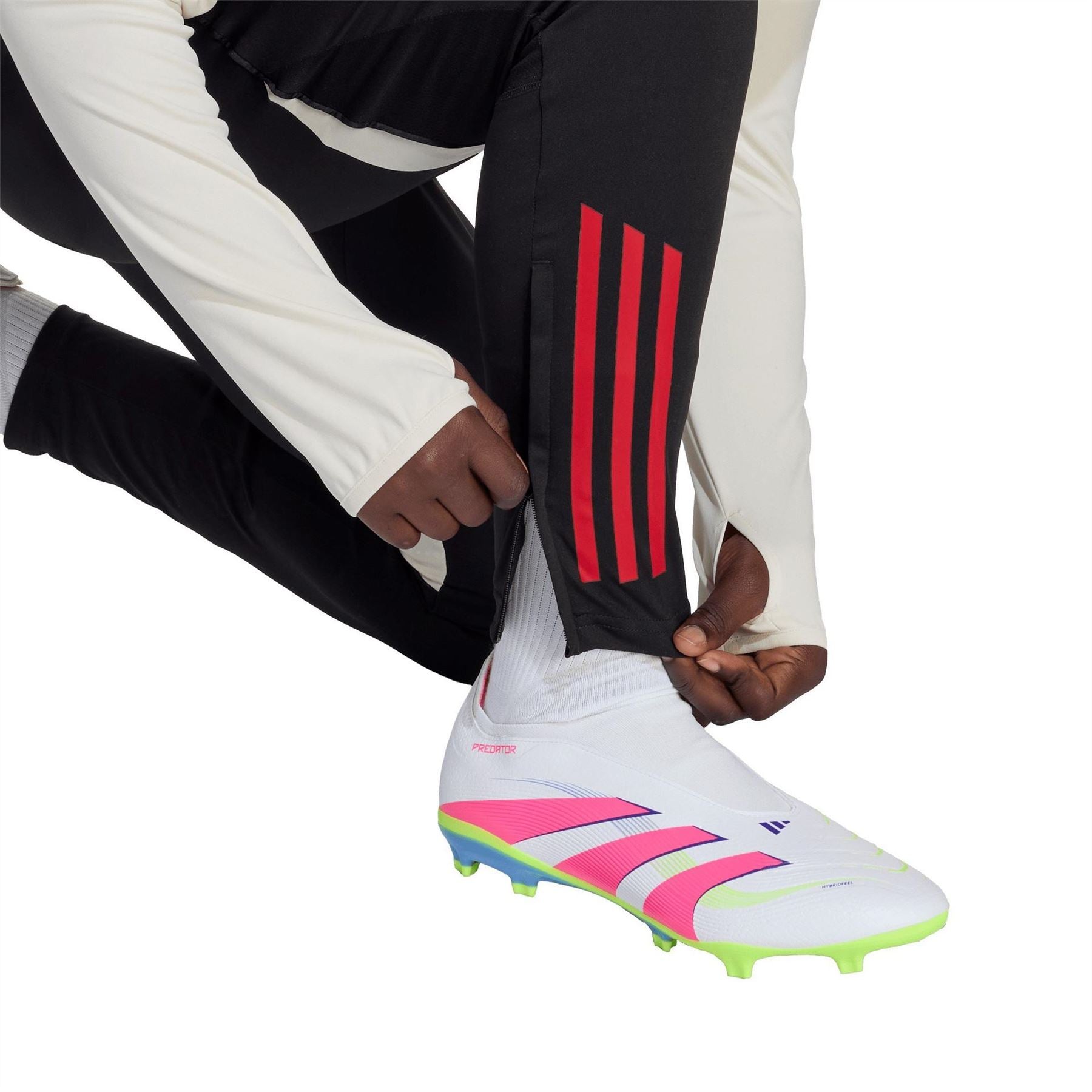 adidas Liverpool Training Tracksuit Bottoms 2025 2026 Juniors