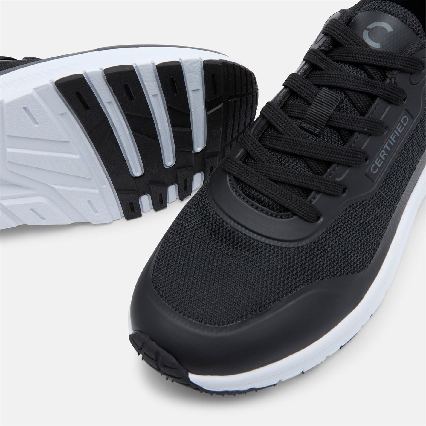 Certified CT 282 Lace-Up Low Top Sneakers