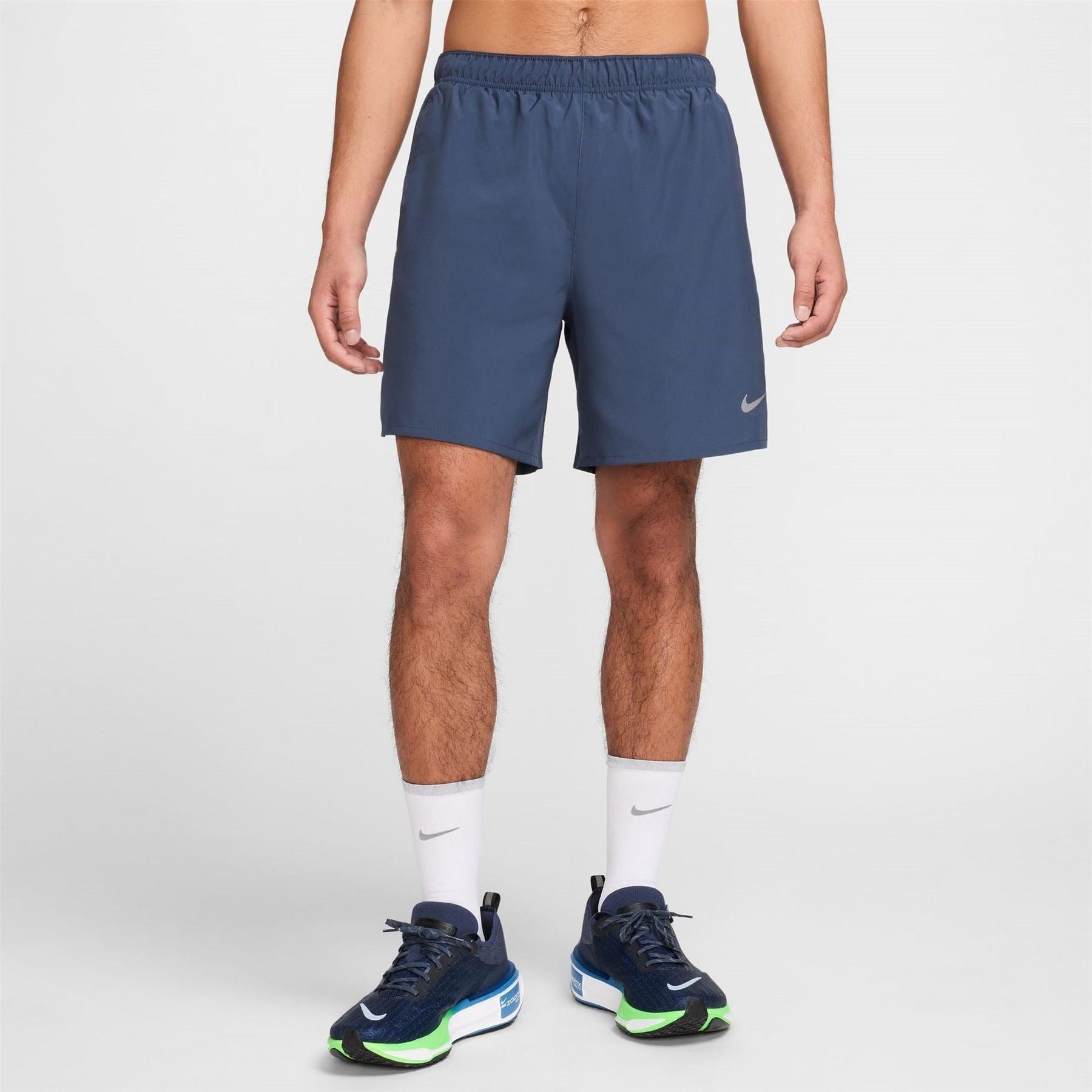 Nike Mens 7in Challenge Shorts