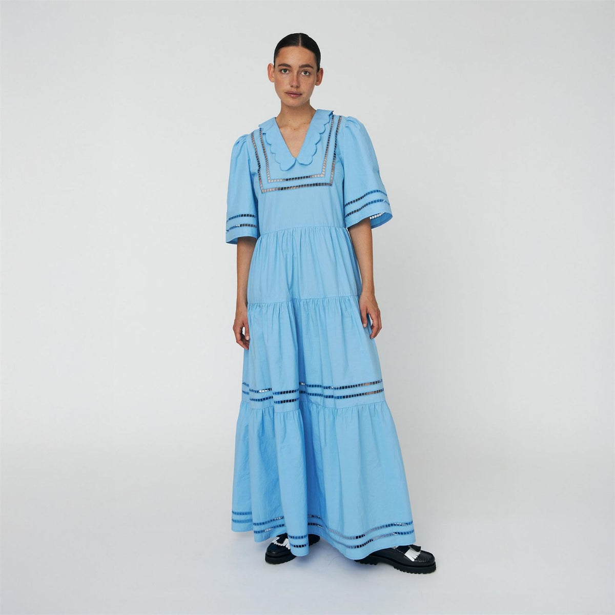 Stella Nova Nova Maxi Dress With Short Sleeves And Artworks   Blue Coral