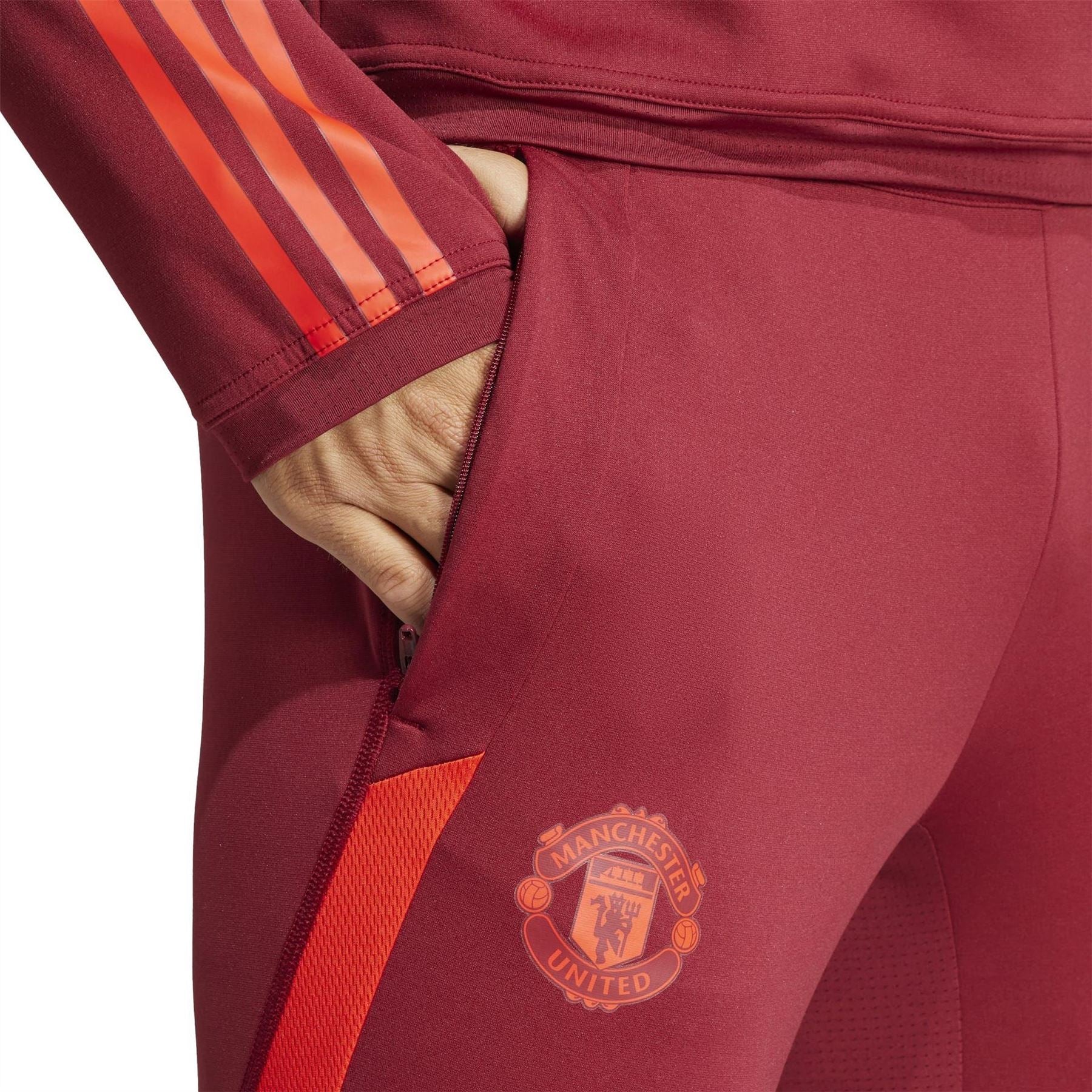 adidas Manchester United Training Bottoms 2023 2024 Adults