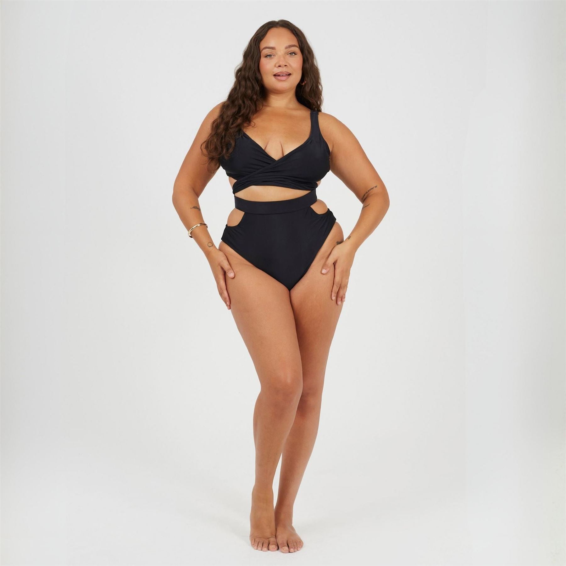 Brave Soul Size Plunge Bikini Top With Wrap Around Straps