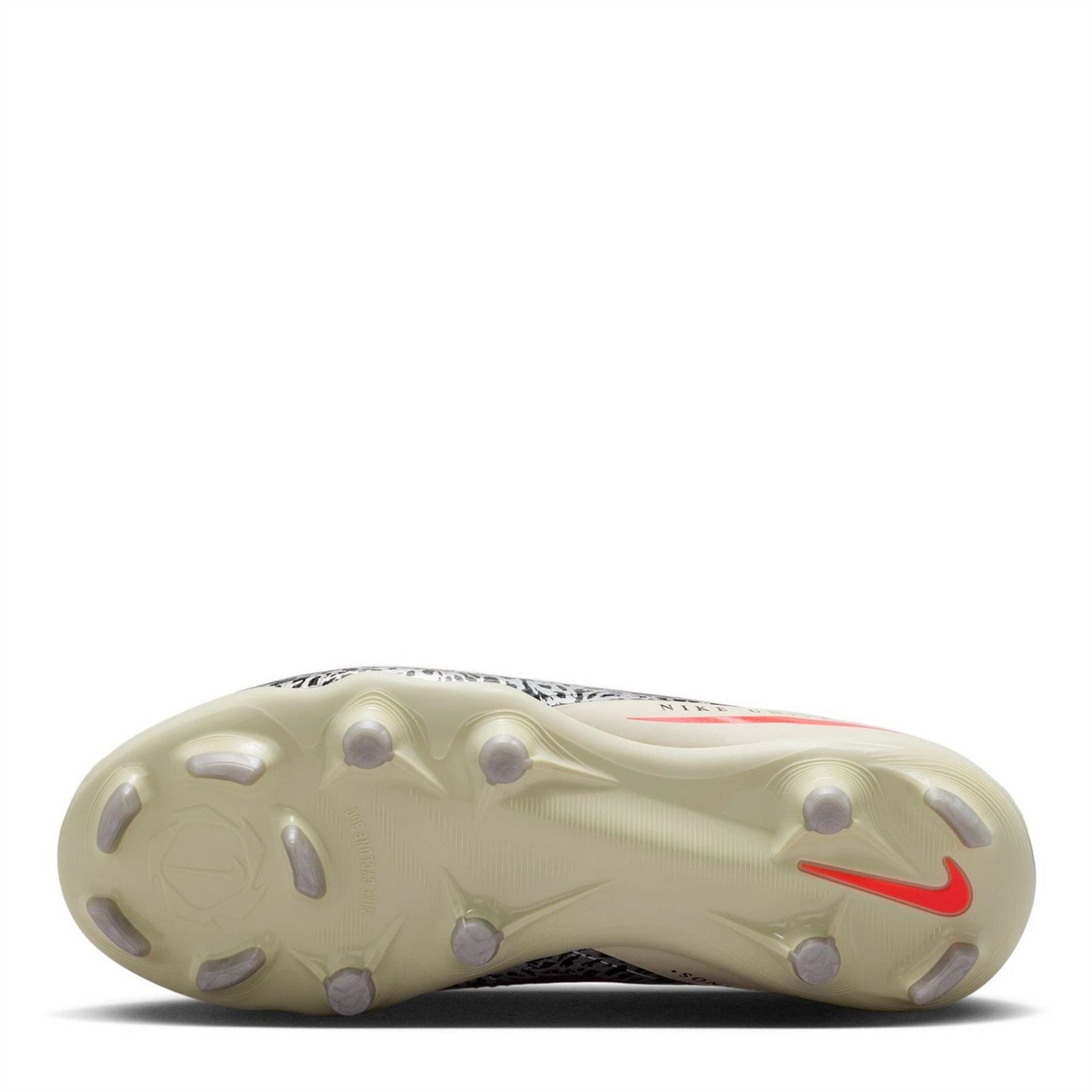 Nike Phantom 6 Pro Juniors Multi Ground Football Boots