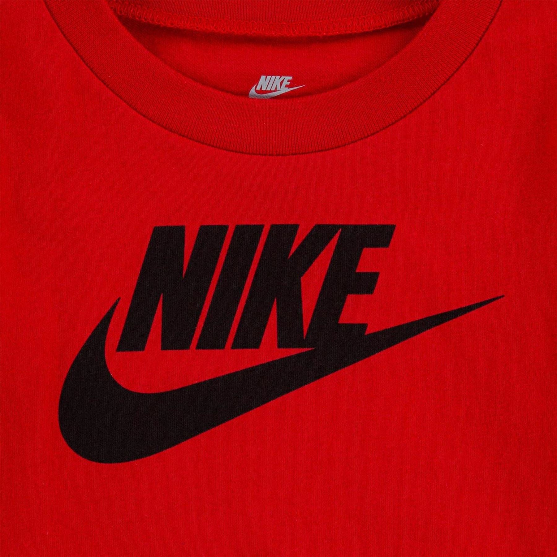 Nike T-Shirt