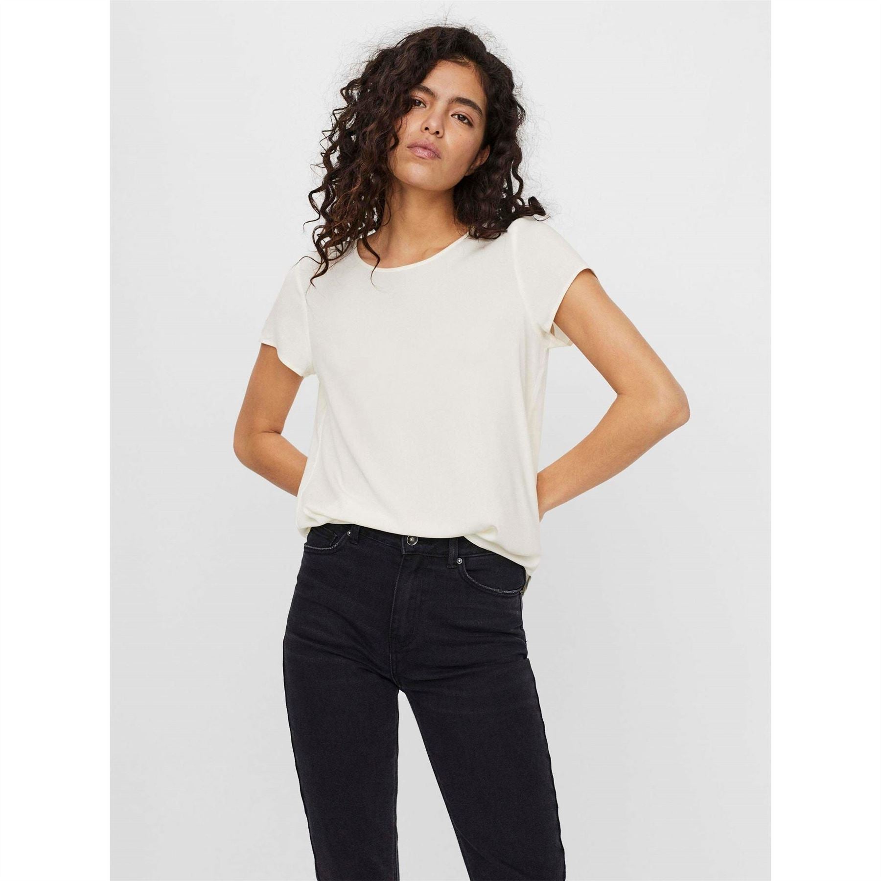 Vero Moda Crew Neck Short Sleeve Shell Blouse