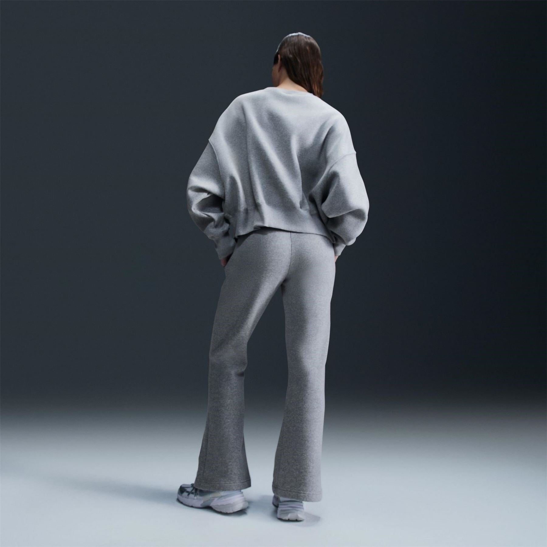 Nike Womens Sportswear Phoenix Fleece Over Oversized Crewneck Sweatshirt