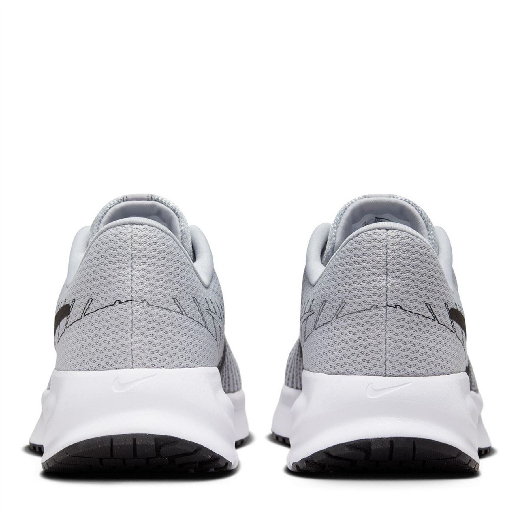 Nike Run Defy Low Top Sneakers