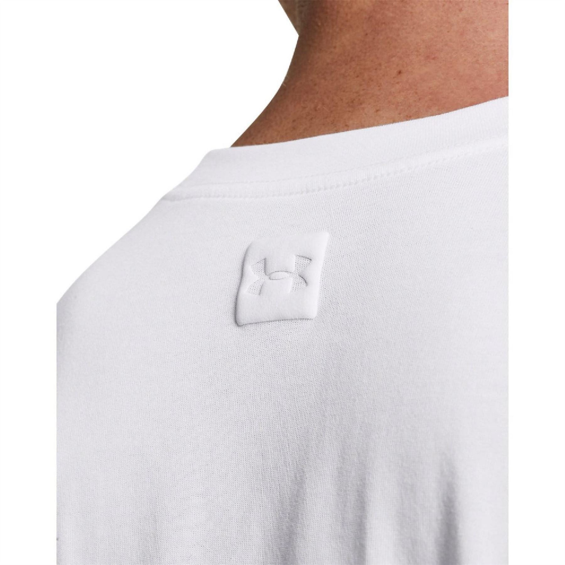 Under Armour Tonal Wordmark Long Sleeve T-Shirt
