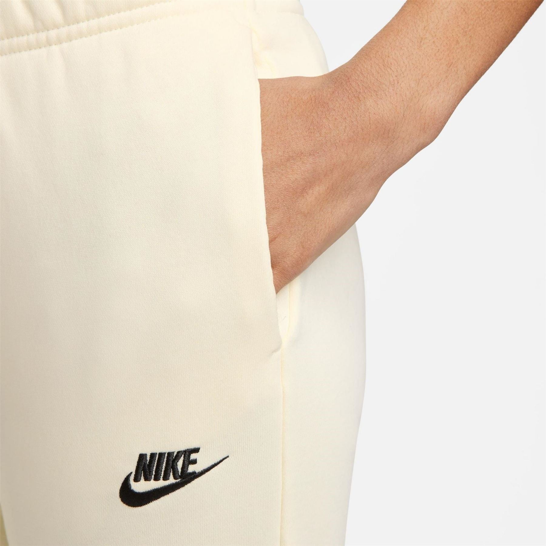 Nike Womens Sportswear Essential Fleece Pants