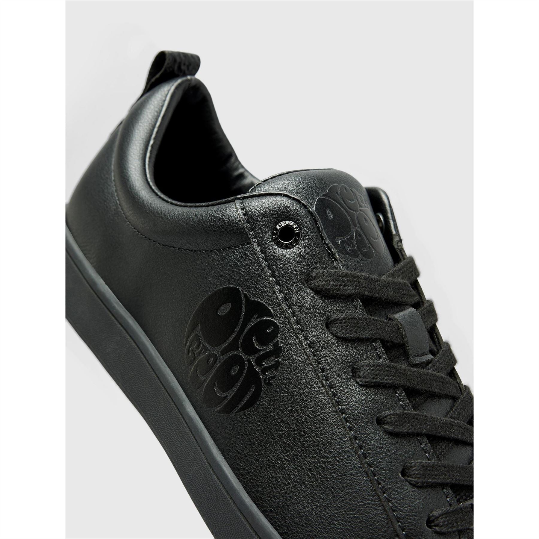 Pretty Green Blanco Low Top Trainers