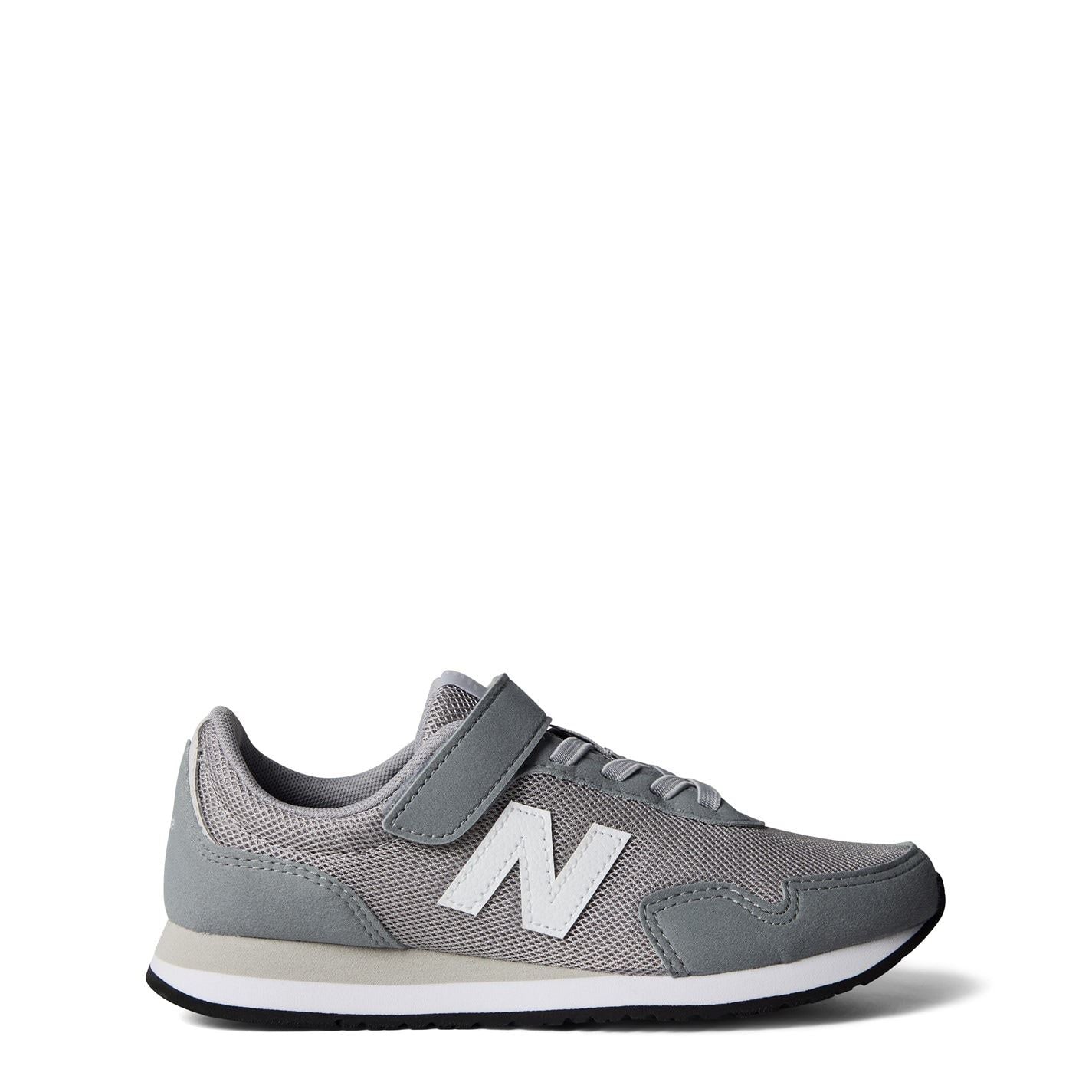 New Balance Low Top Leather Sneakers With Logo