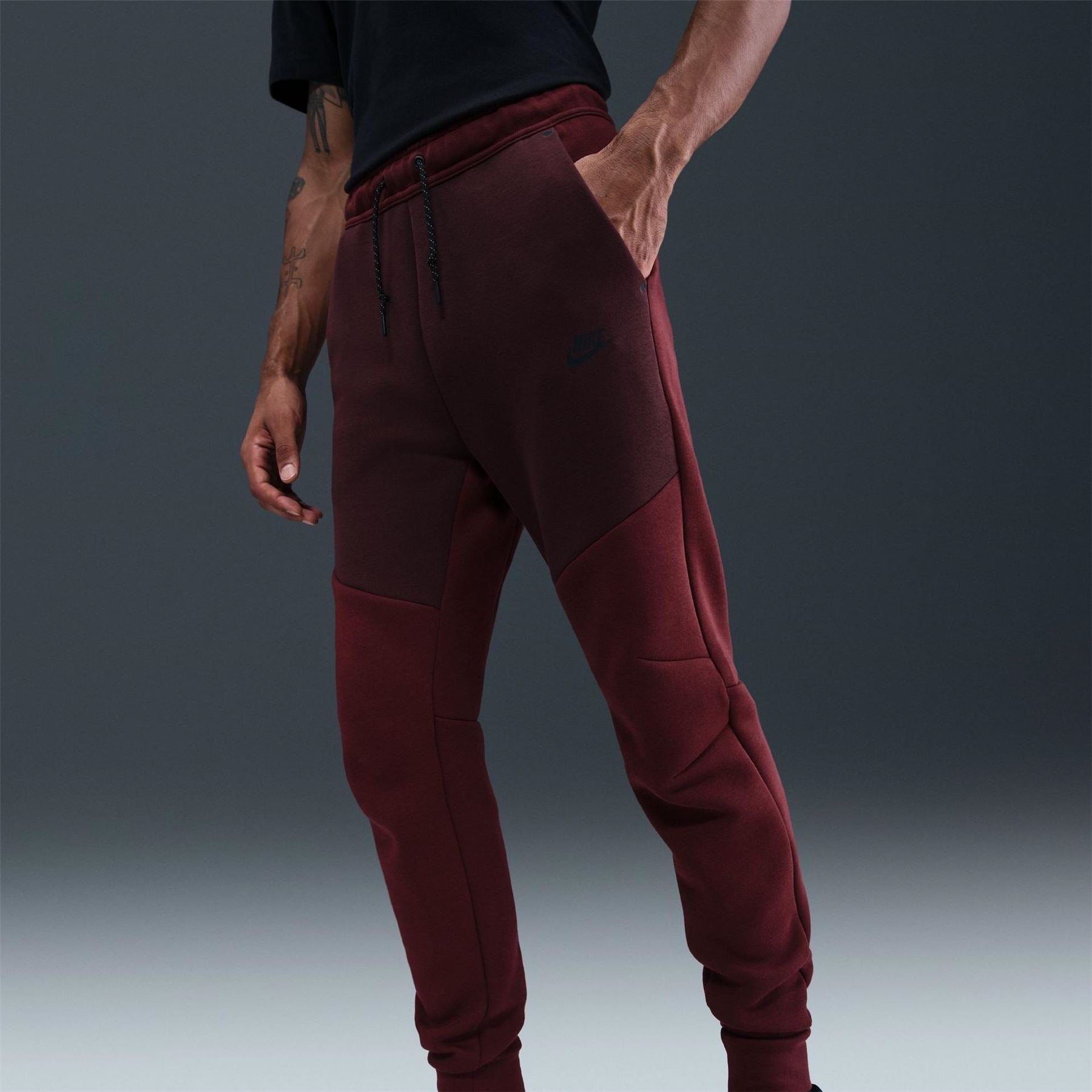 Nike Tech Fleece Solid Patterned Joggers