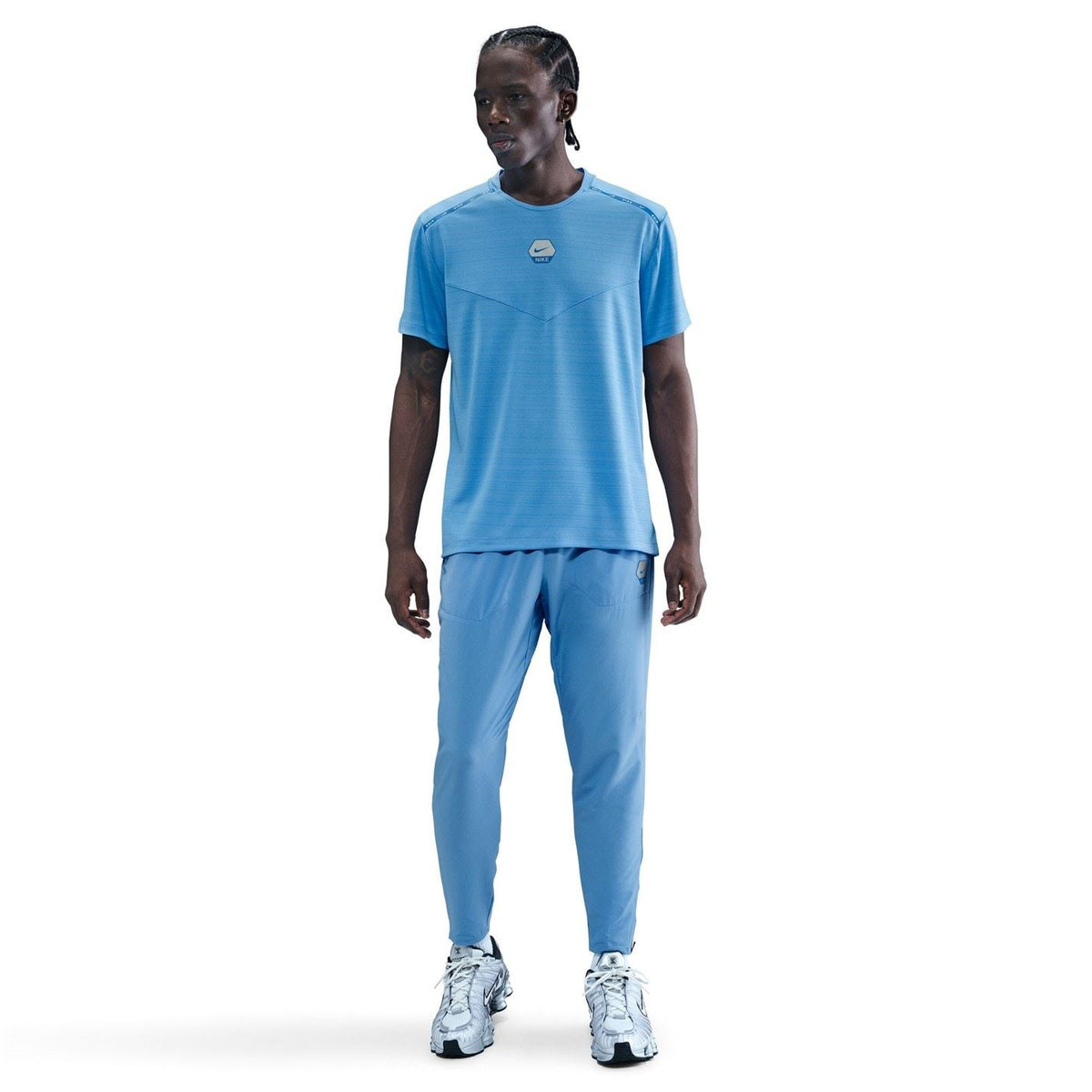 Nike Run Regular Fit Short Sleeve Crew Neck Athletic Top