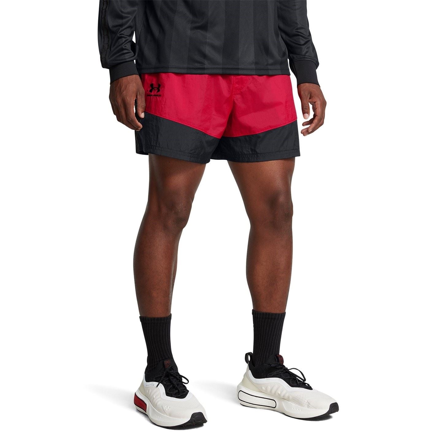 Under Armour Terrace Soccer Bermuda Shorts with Elasticated Waistband