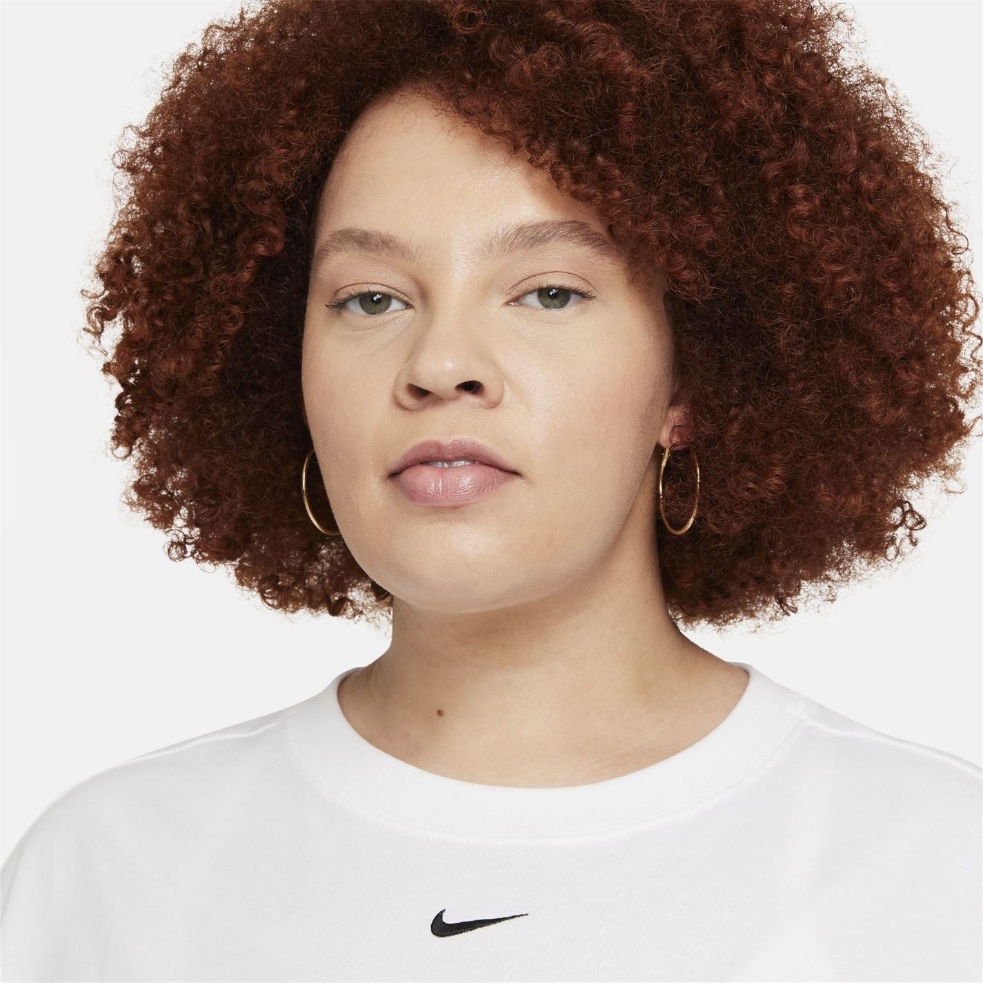 Nike Essential Regular Fit Crew Neck T-Shirt