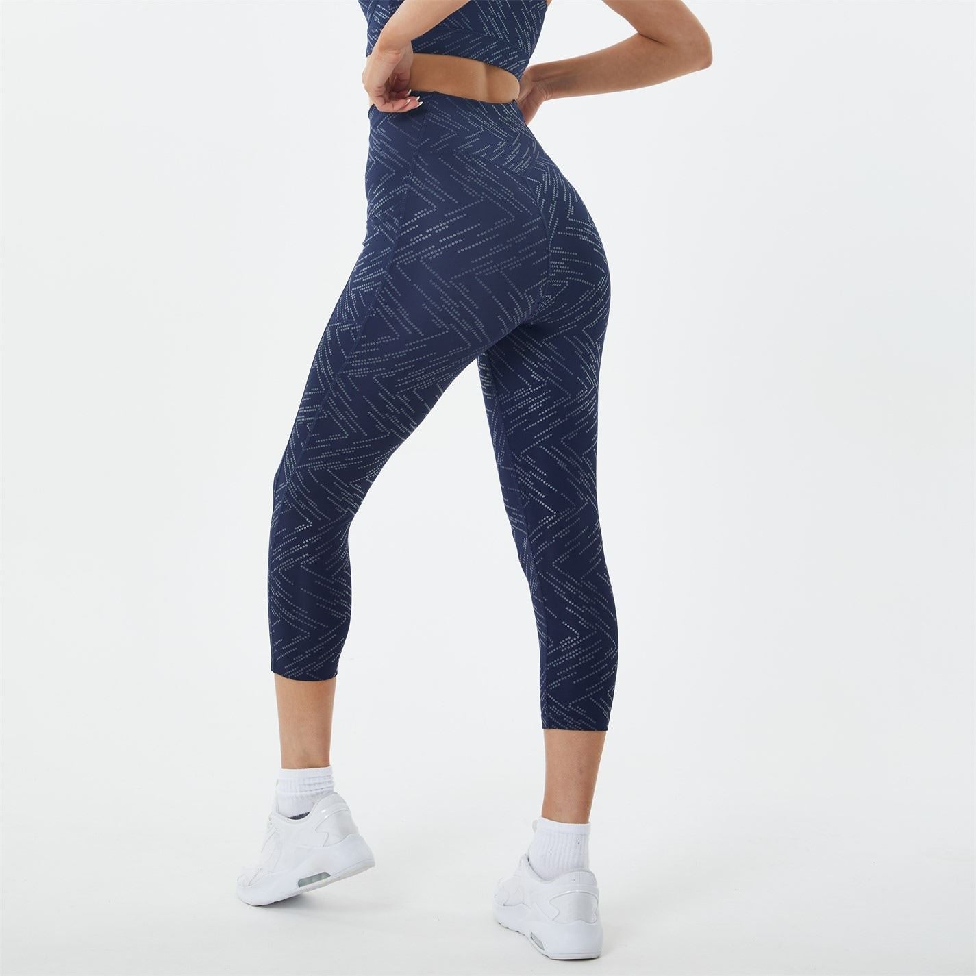 USA Pro High Rise Capri Cropped Leggings