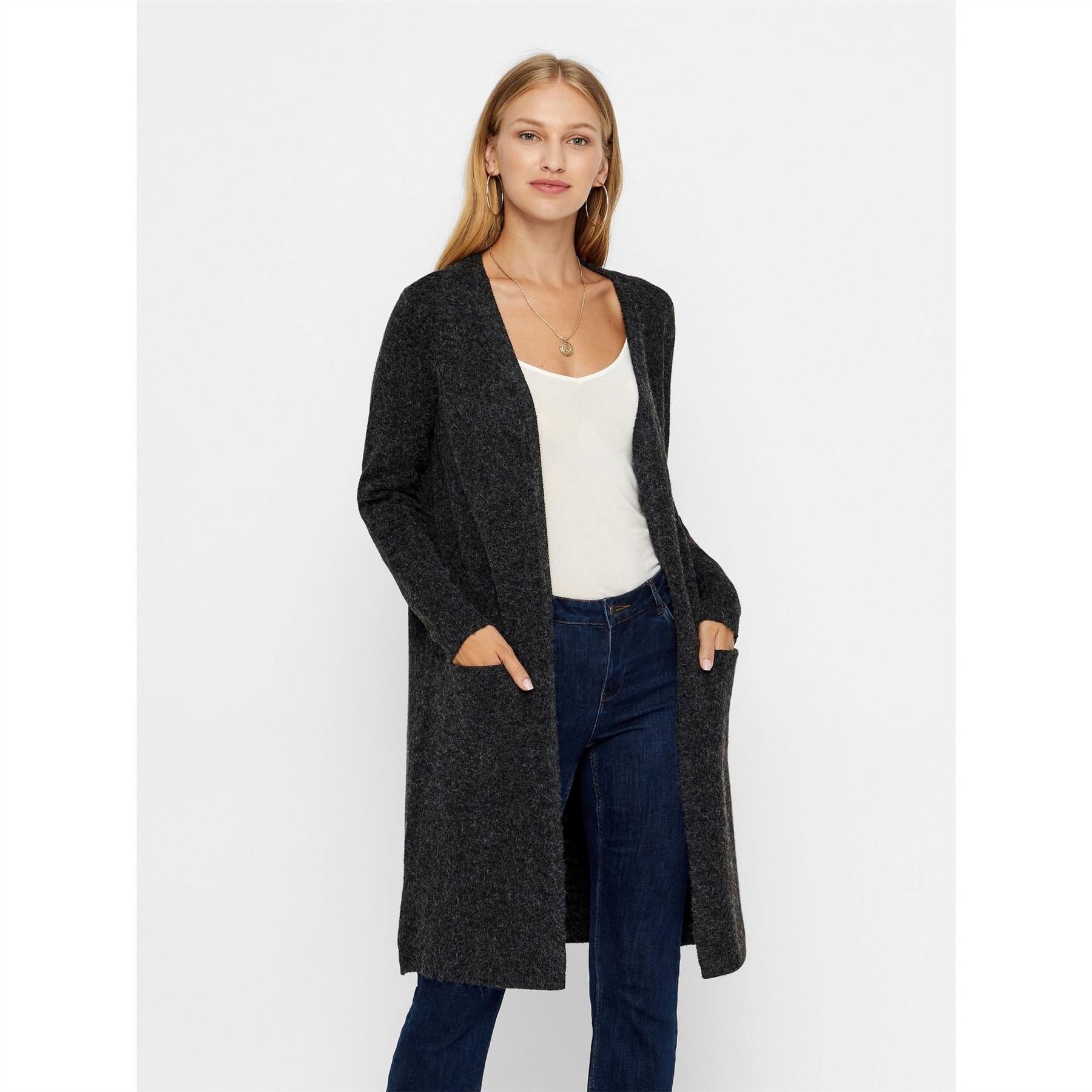 Vero Moda Doffy V-Neck Relaxed Fit Long Sleeve Sweater
