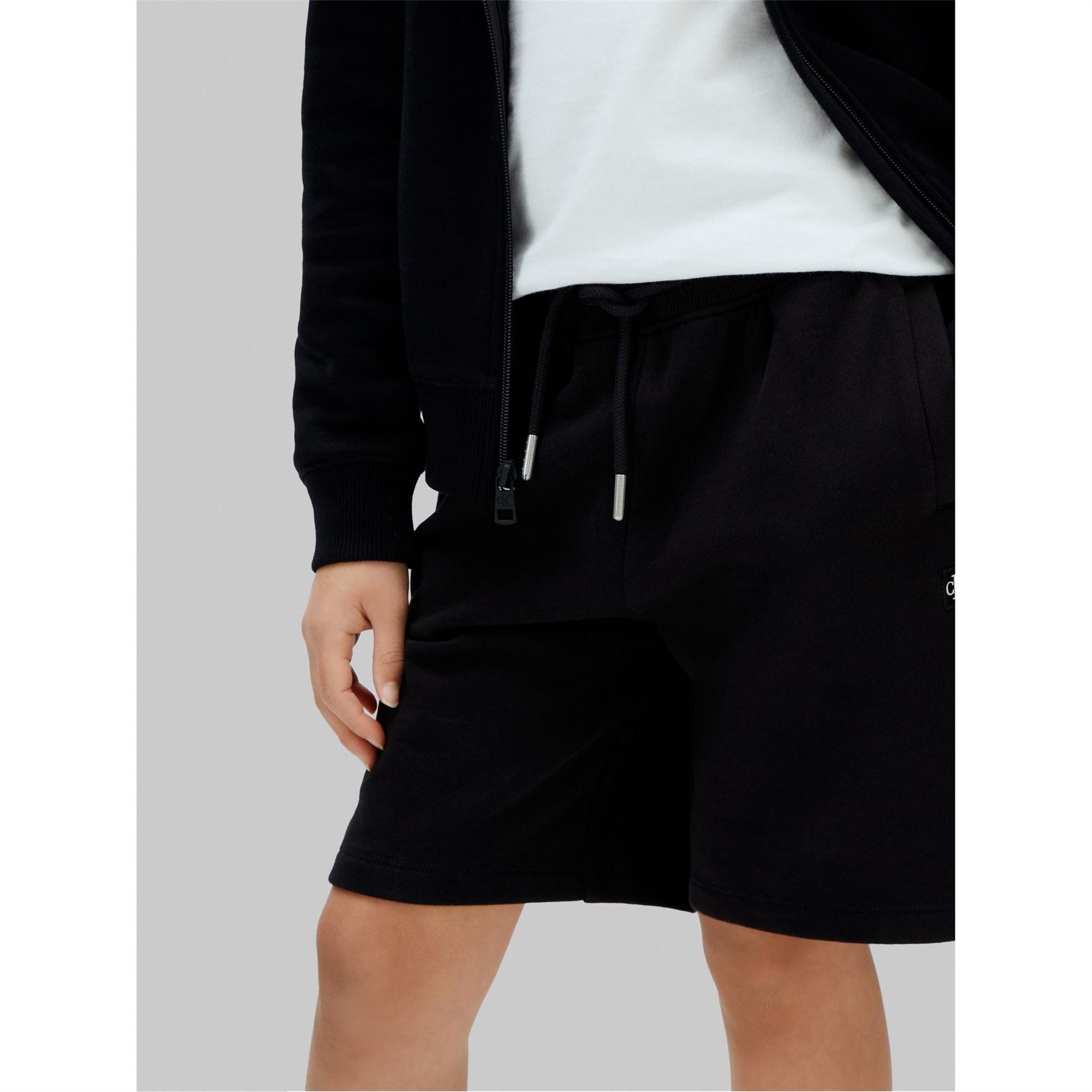 Calvin Klein Jeans Badge Logo Short Jn62