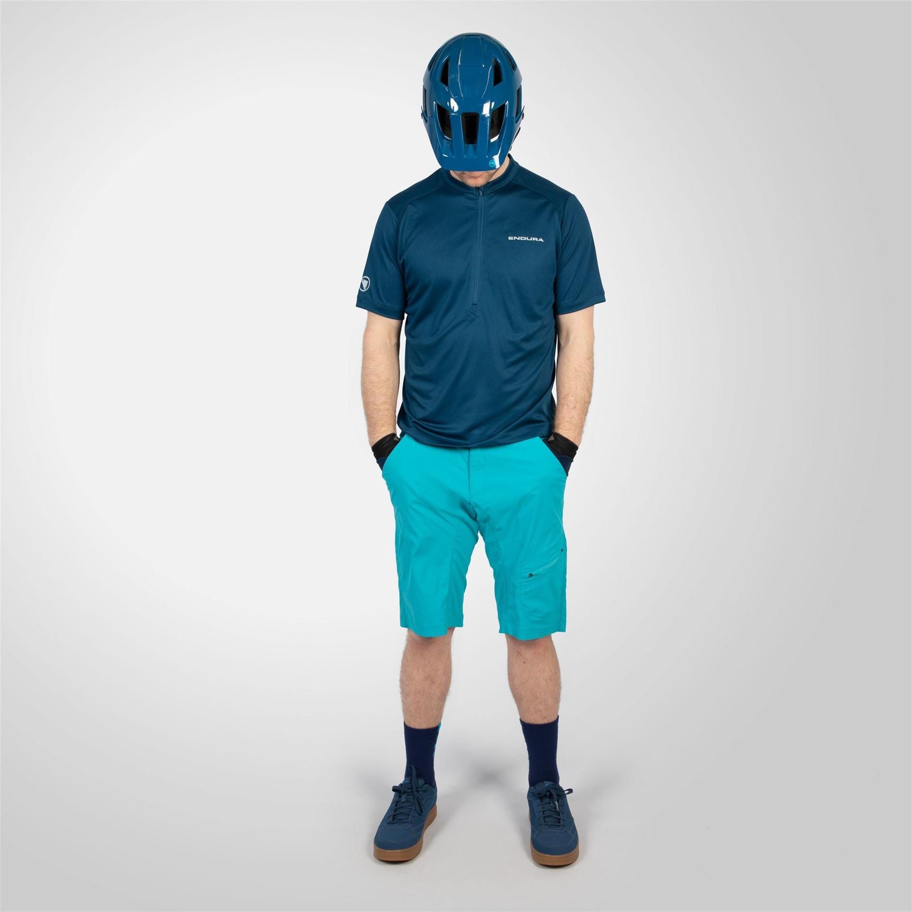 Endura Hummvee Lite Biking Shorts with Snap Button