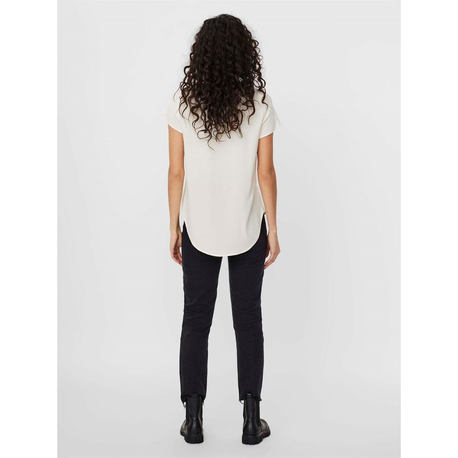 Vero Moda Crew Neck Short Sleeve Shell Blouse