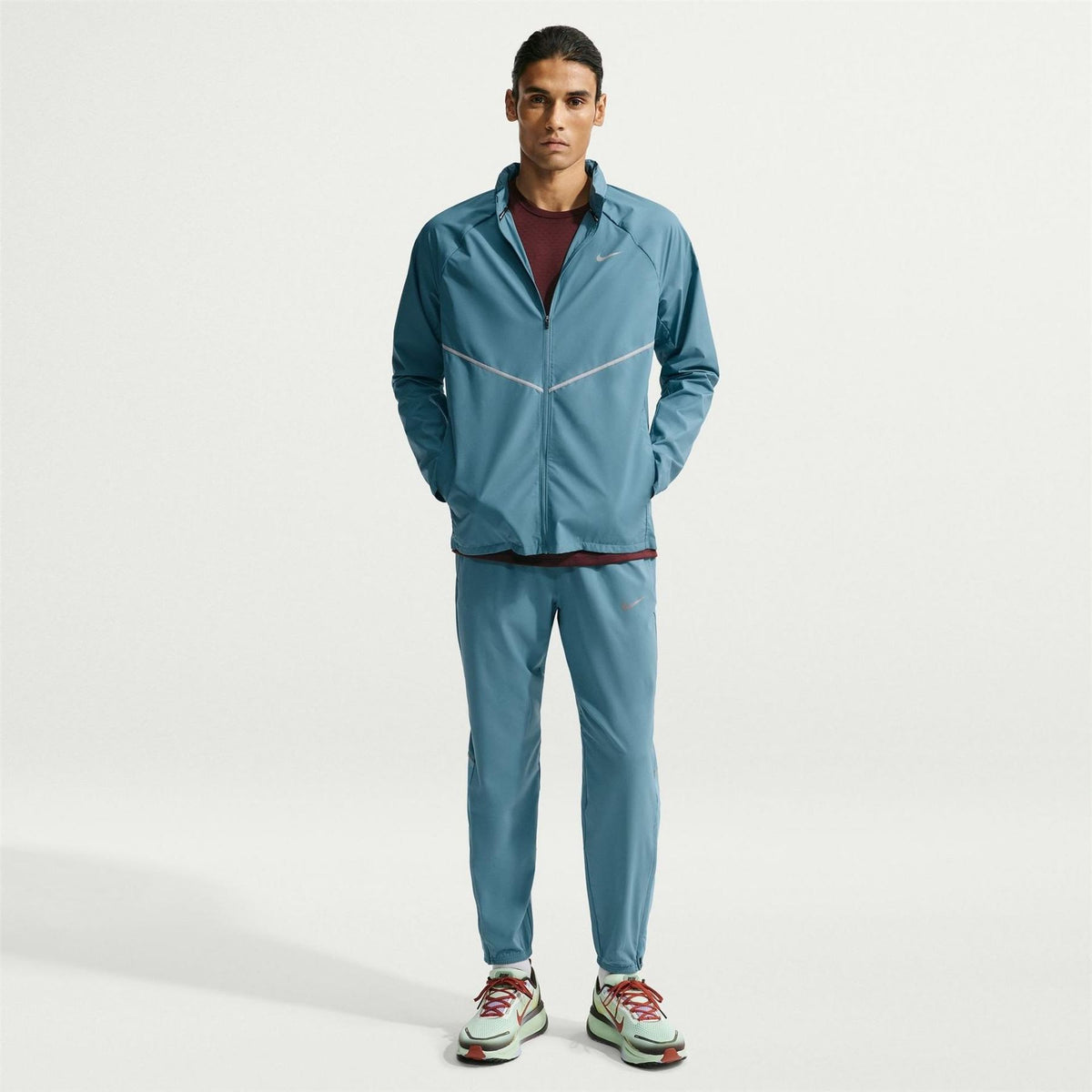 Nike Mens Miler Repel Running Jacket