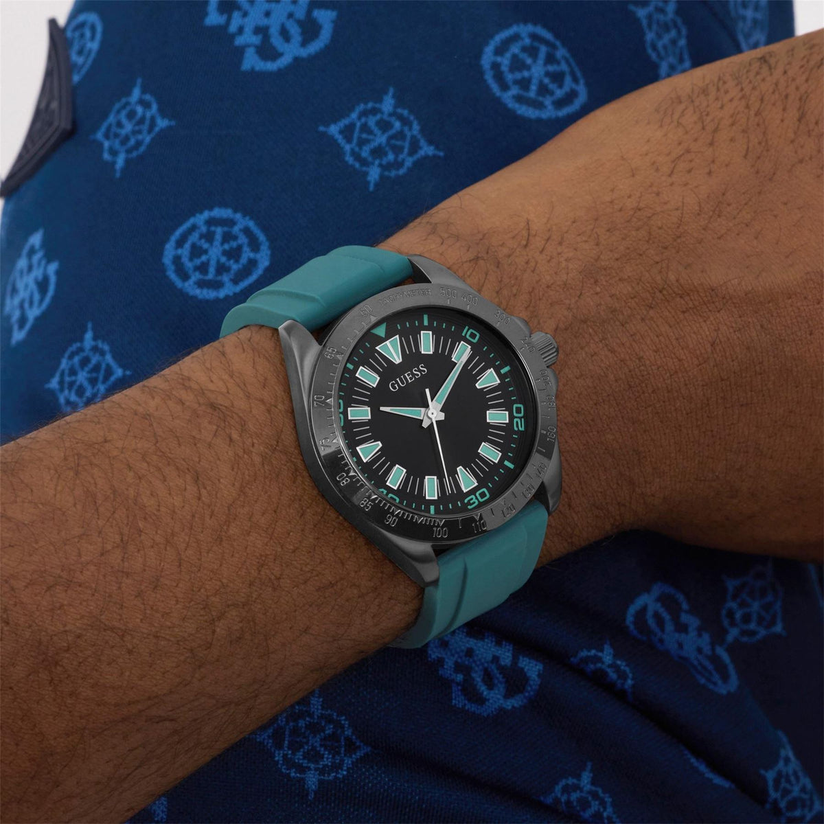Guess Sn71 Rubber Single Wrap Strap Analogue Sport Watch