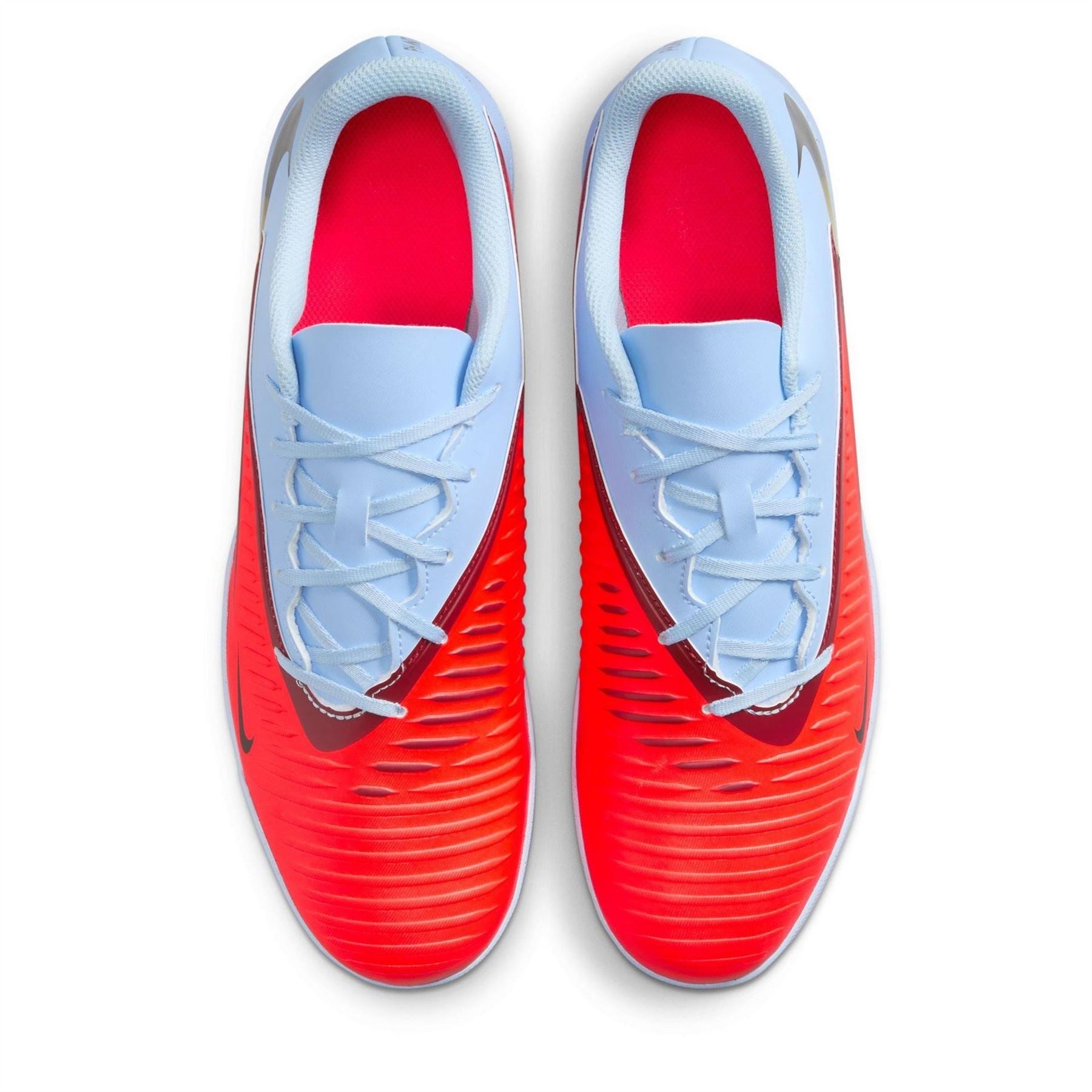 Nike Phantom 6 Low Club Adults Astro Turf Football Boots