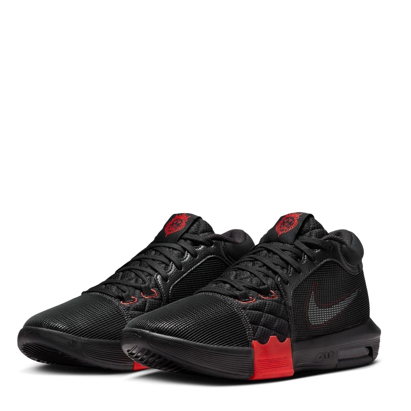 Nike Lebron Witness VIII Mid Top Basketball Sneakers